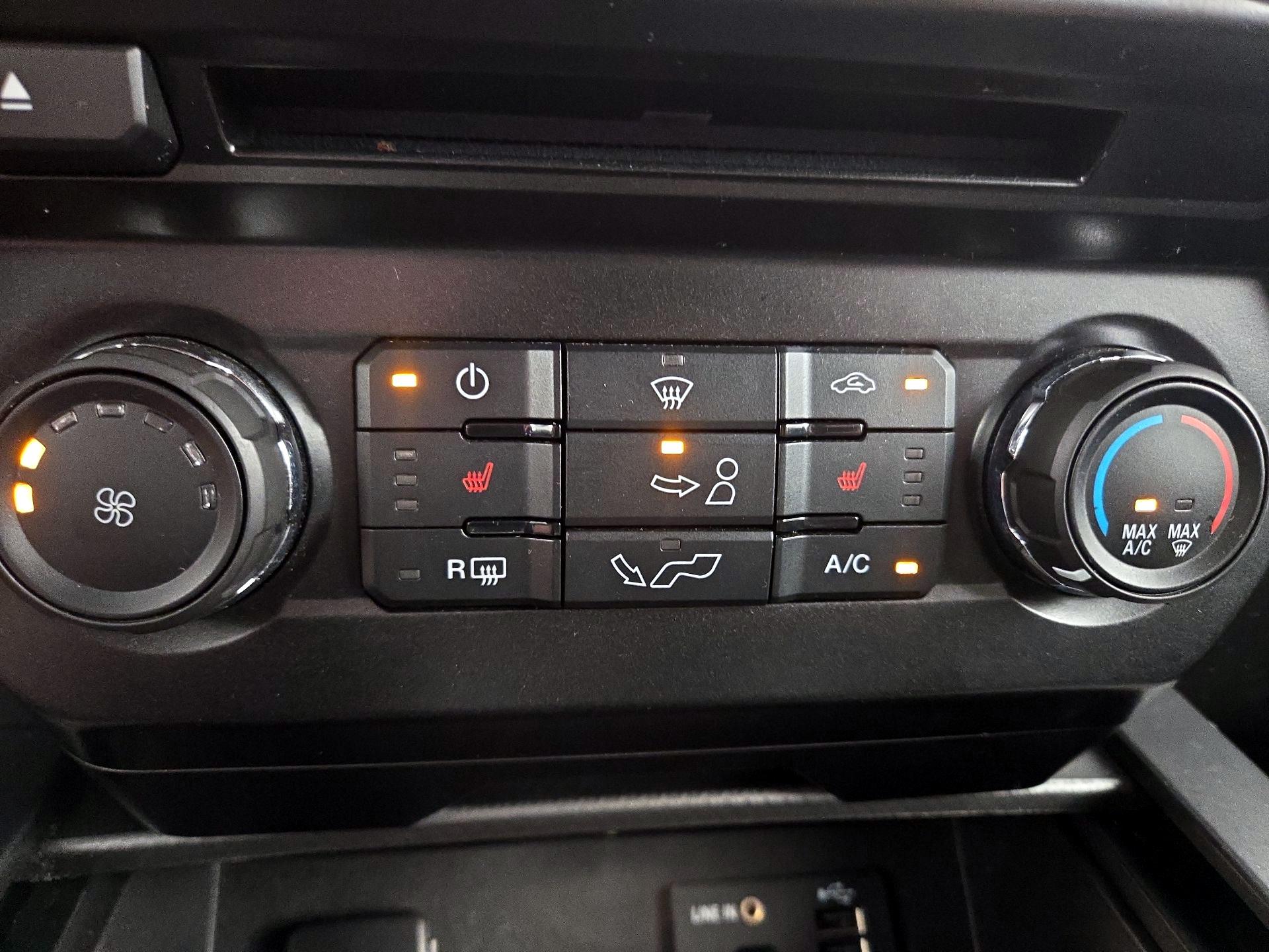 Thumbnail: 2015 Ford F-150 - 16