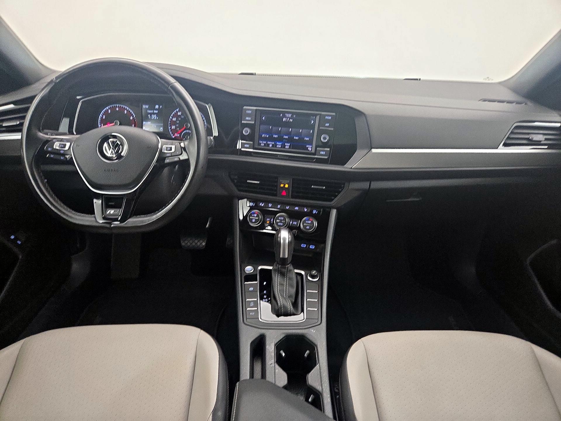 Thumbnail: 2020 Volkswagen Jetta - 9