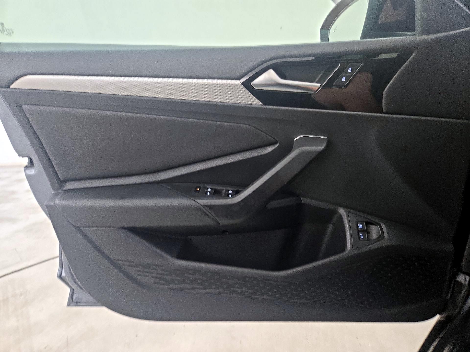 Thumbnail: 2020 Volkswagen Jetta - 12