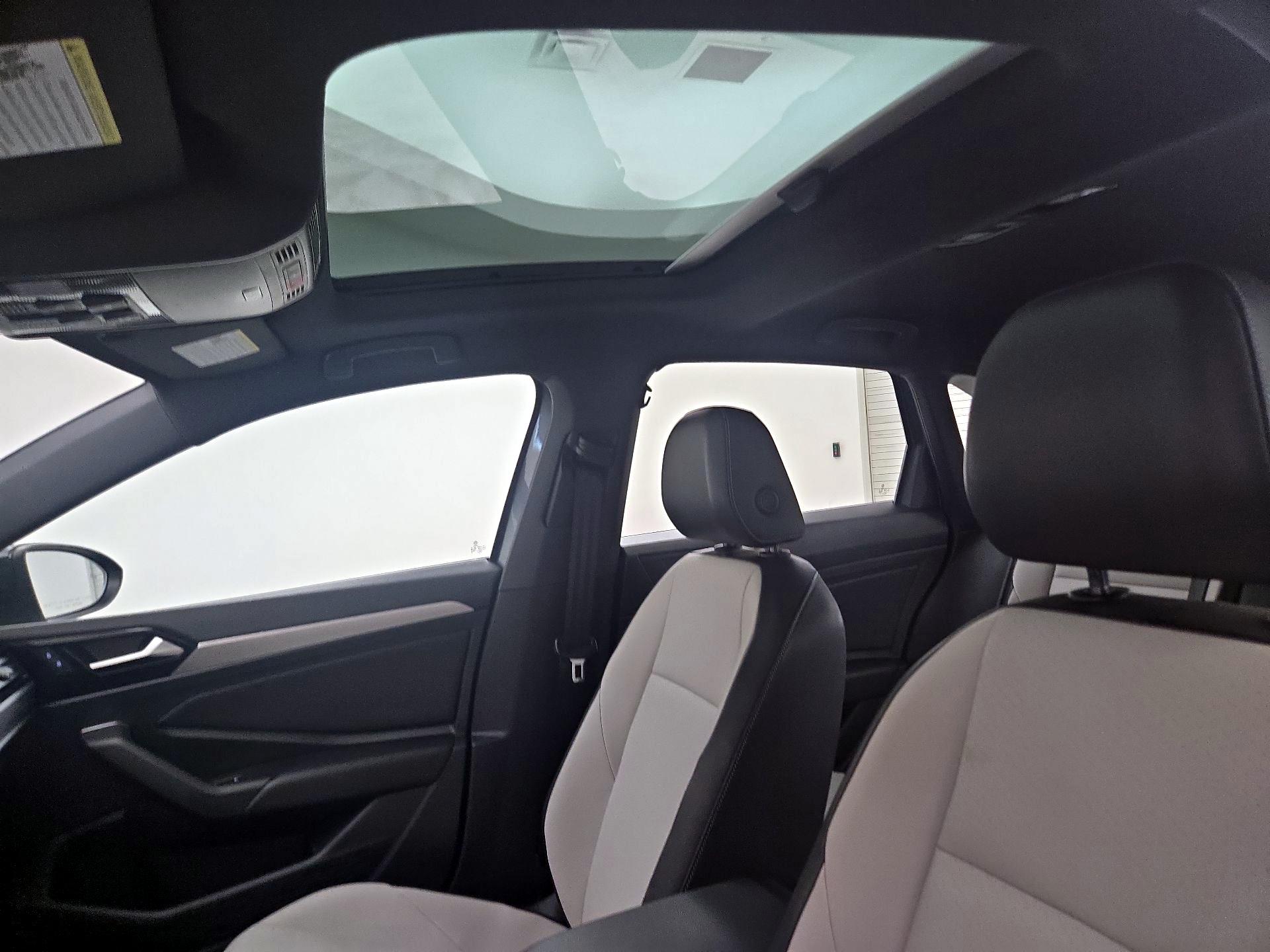 Thumbnail: 2020 Volkswagen Jetta - 19