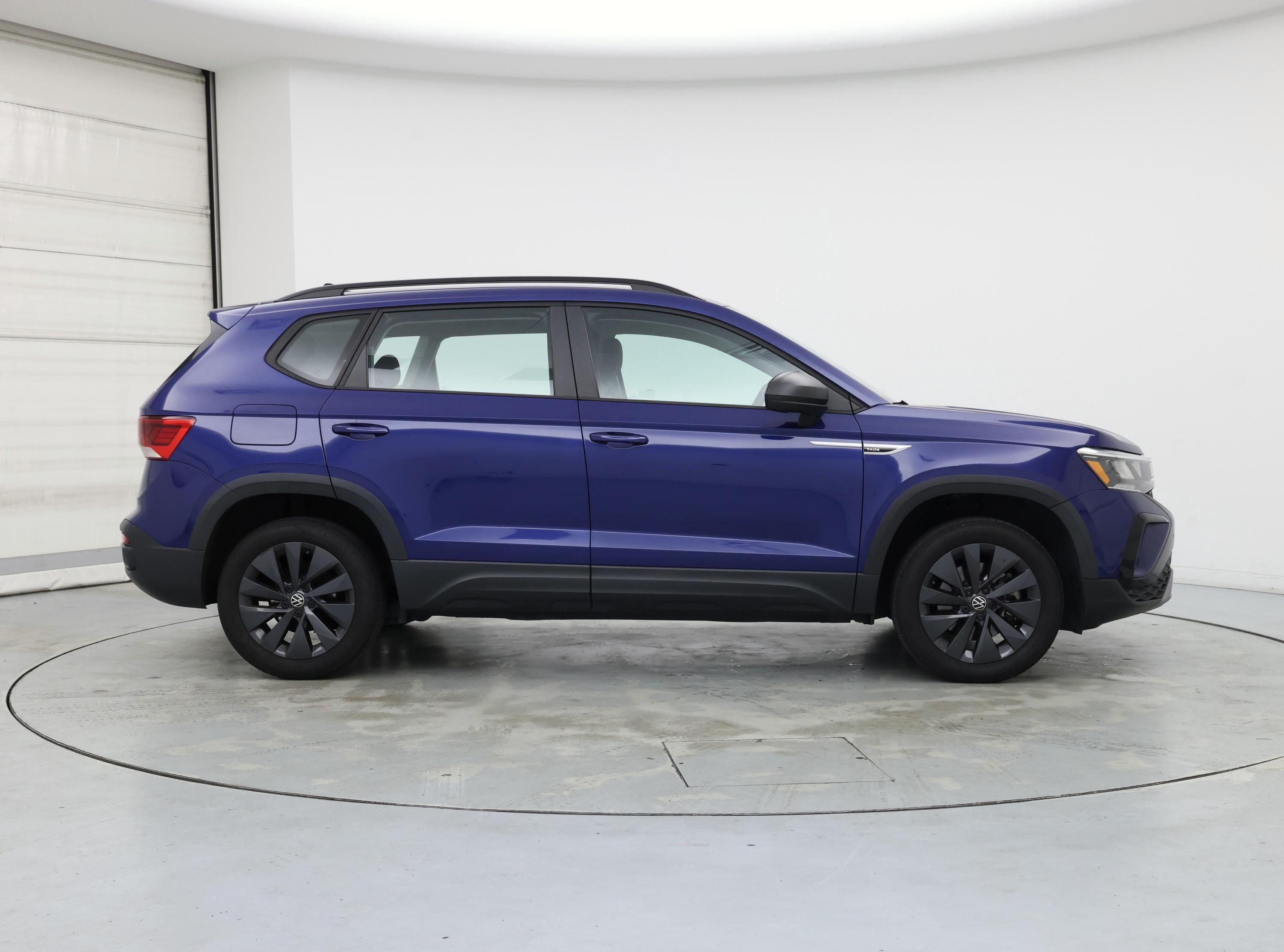Thumbnail: 2022 Volkswagen Taos - 7
