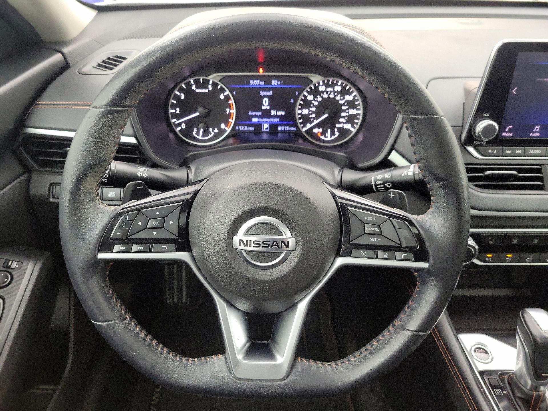 Thumbnail: 2019 Nissan Altima - 10
