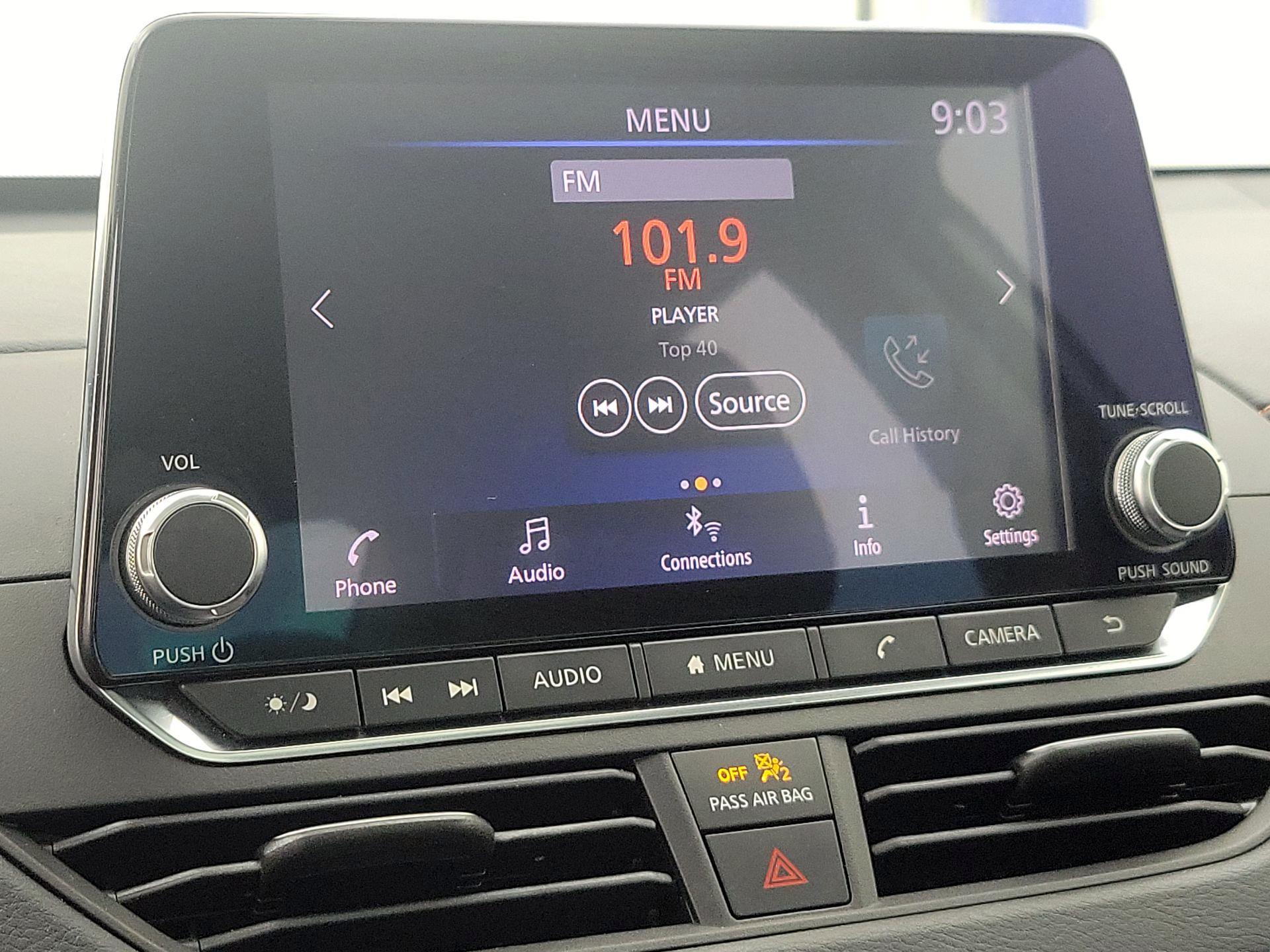 Thumbnail: 2019 Nissan Altima - 15