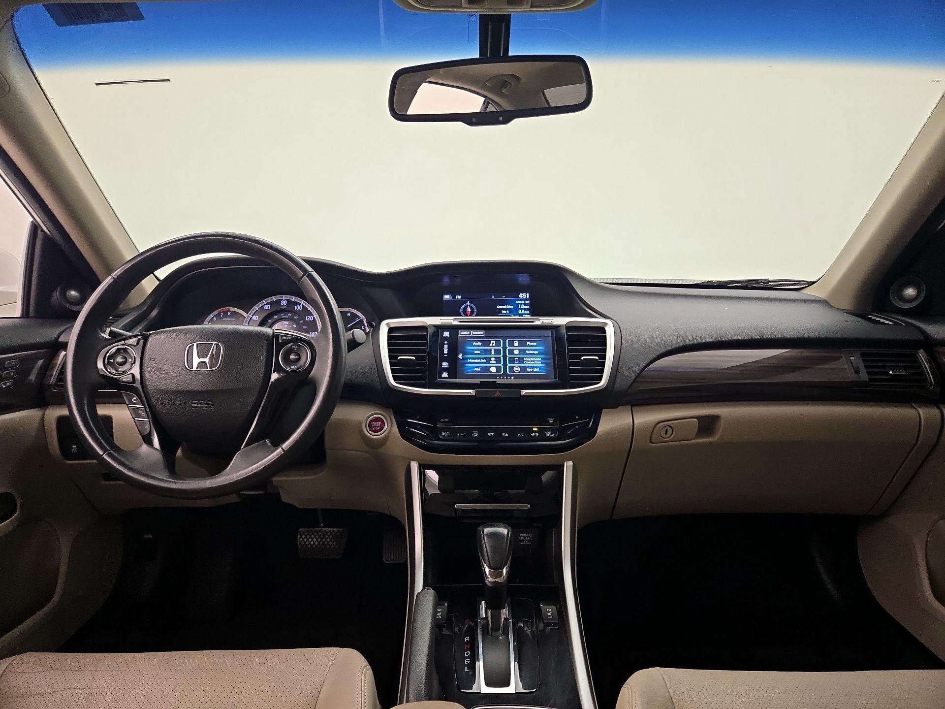 Thumbnail: 2016 Honda Accord - 9