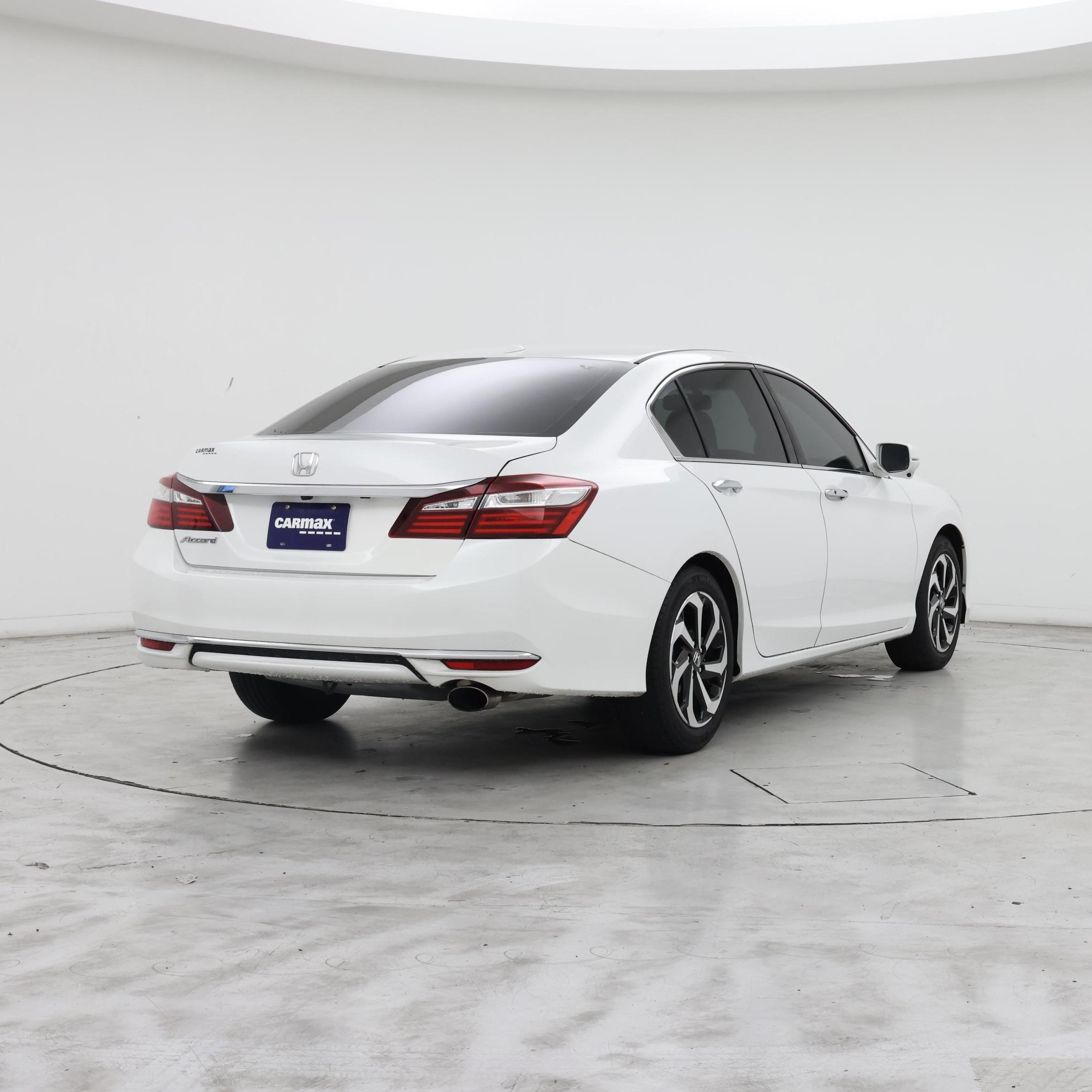 Thumbnail: 2016 Honda Accord - 8