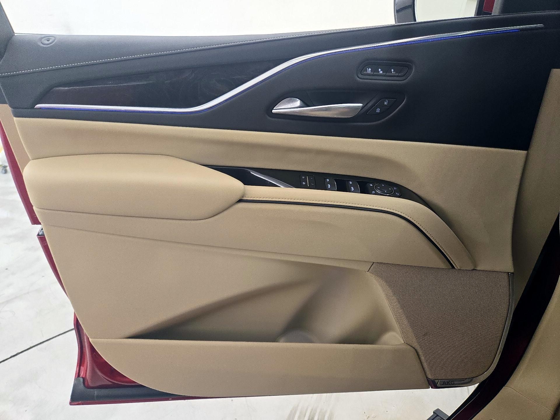 Thumbnail: 2021 Cadillac Escalade - 12