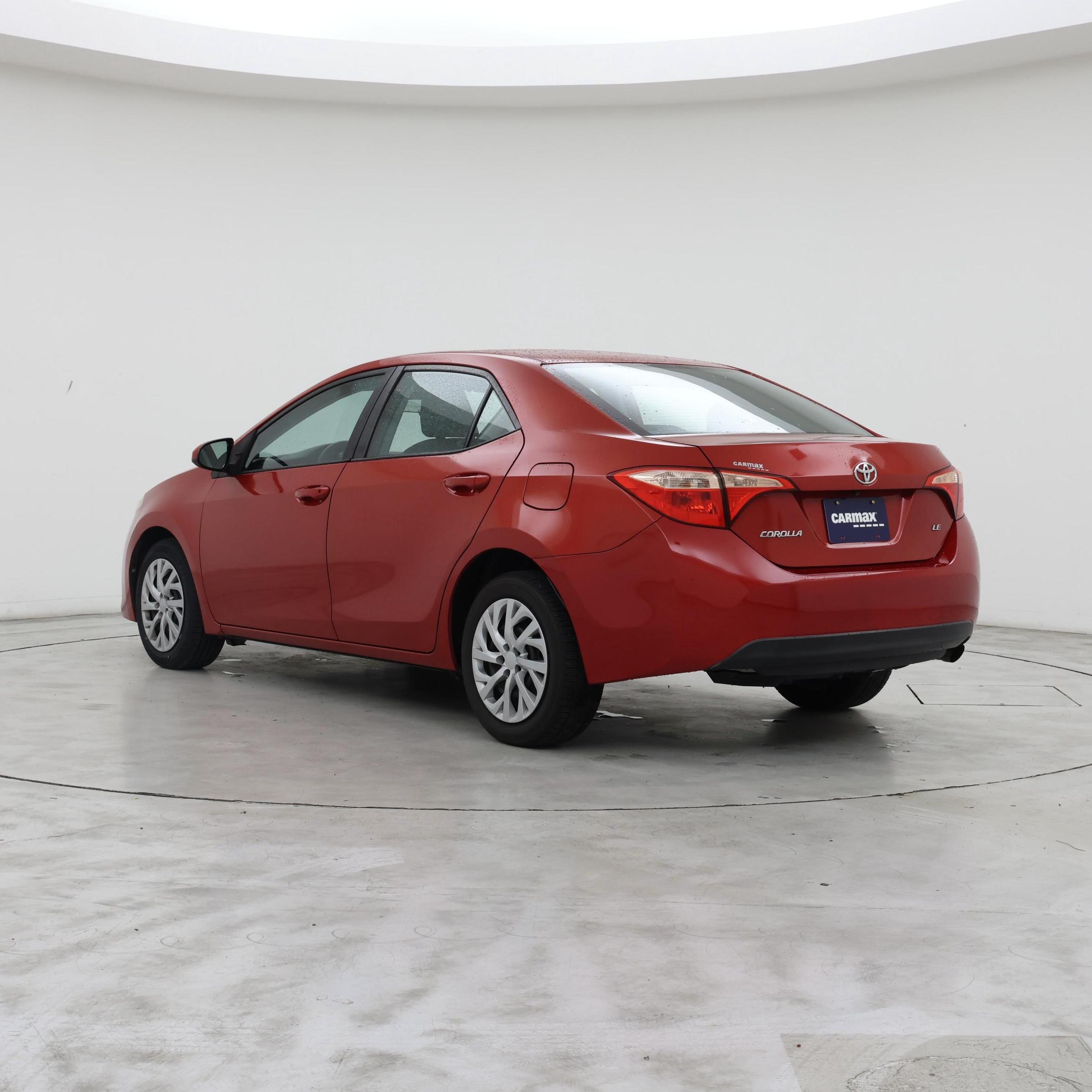 Thumbnail: 2017 Toyota Corolla - 2