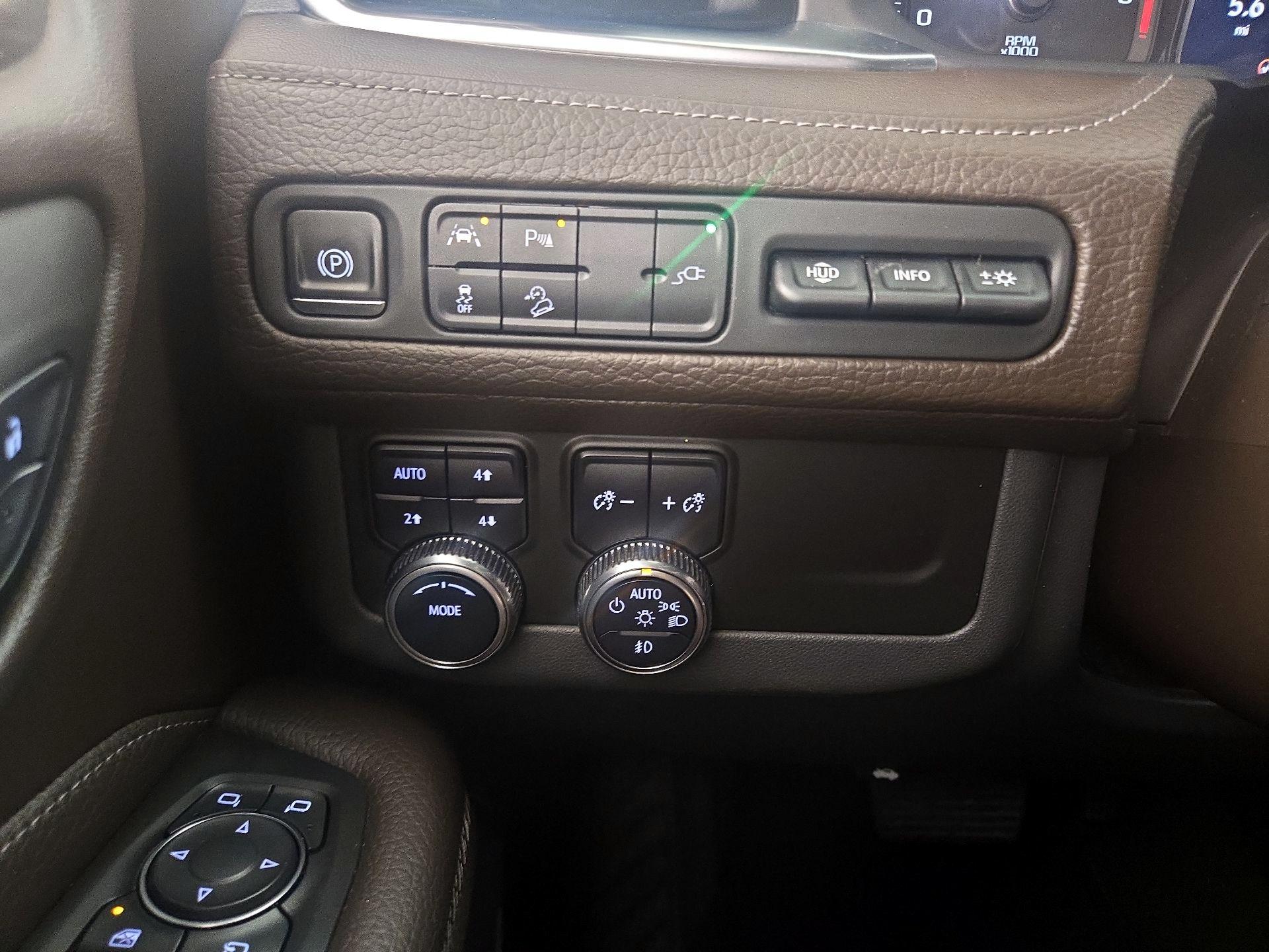 Thumbnail: 2021 GMC Yukon XL - 13