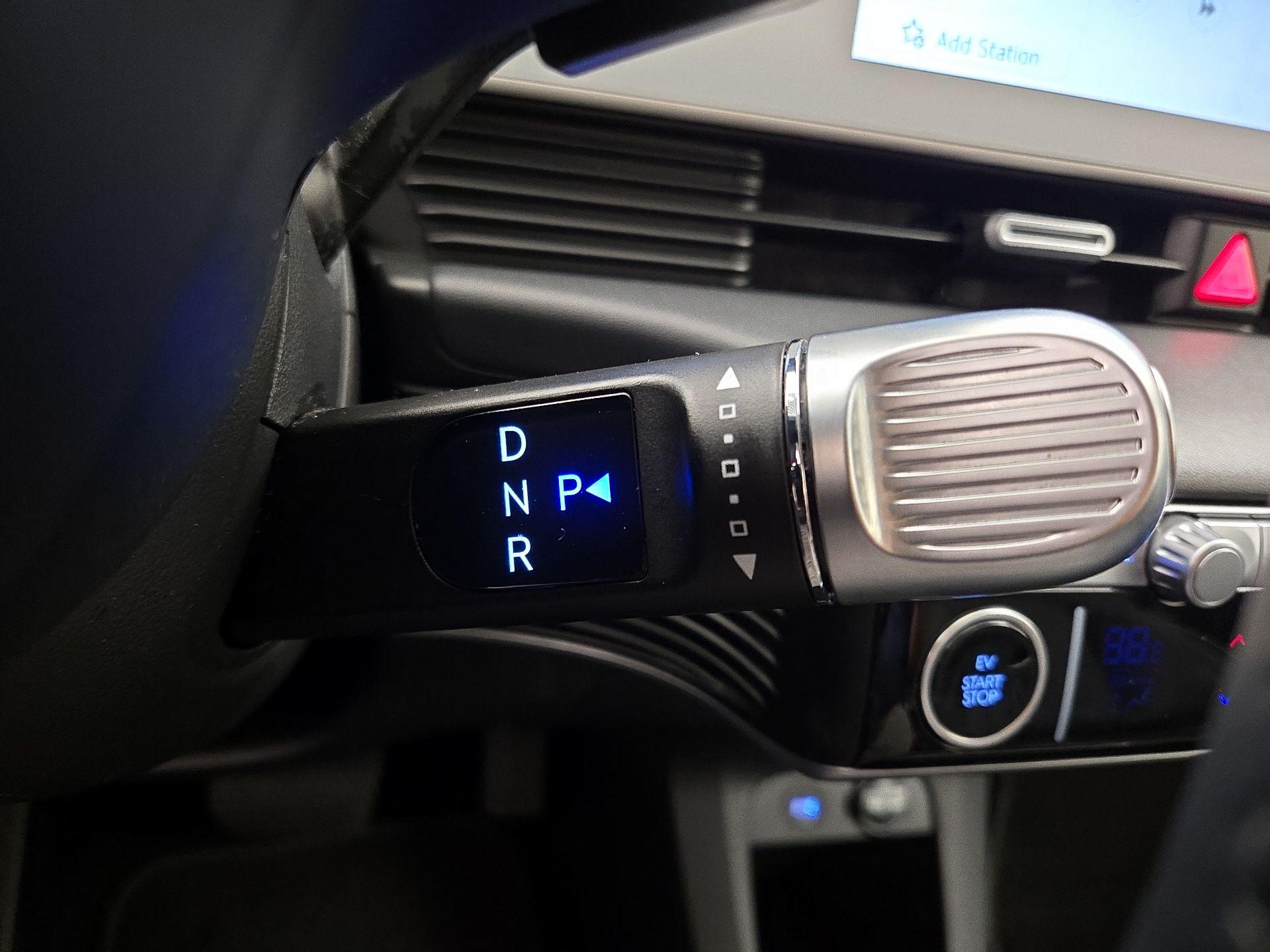 Thumbnail: 2023 Hyundai Ioniq 5 - 18
