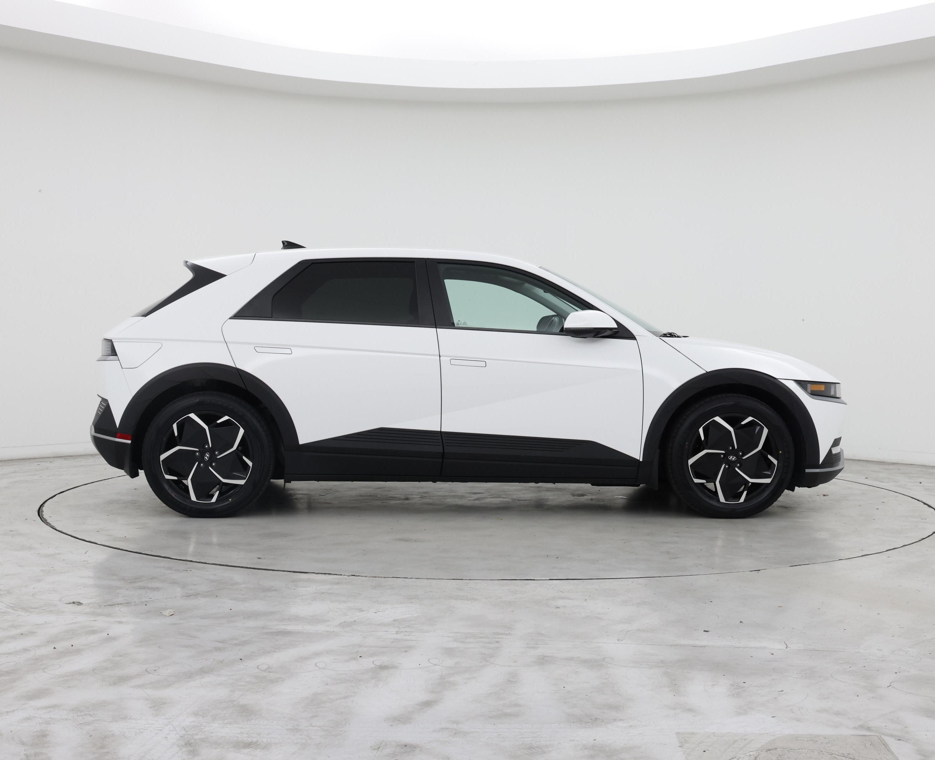 Thumbnail: 2023 Hyundai Ioniq 5 - 7