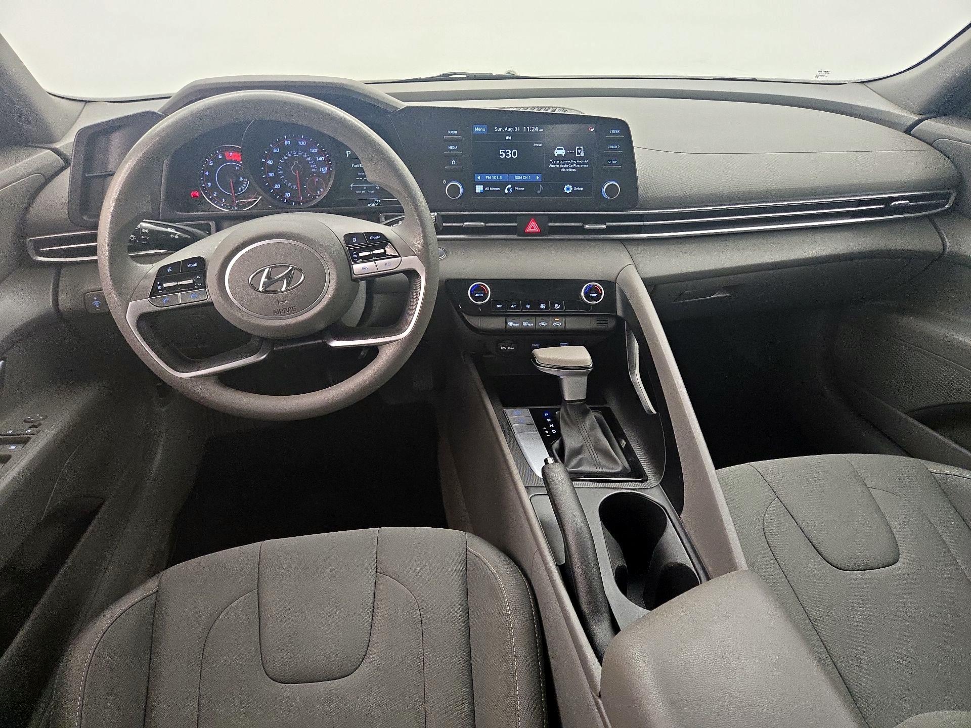 Thumbnail: 2023 Hyundai Elantra - 9