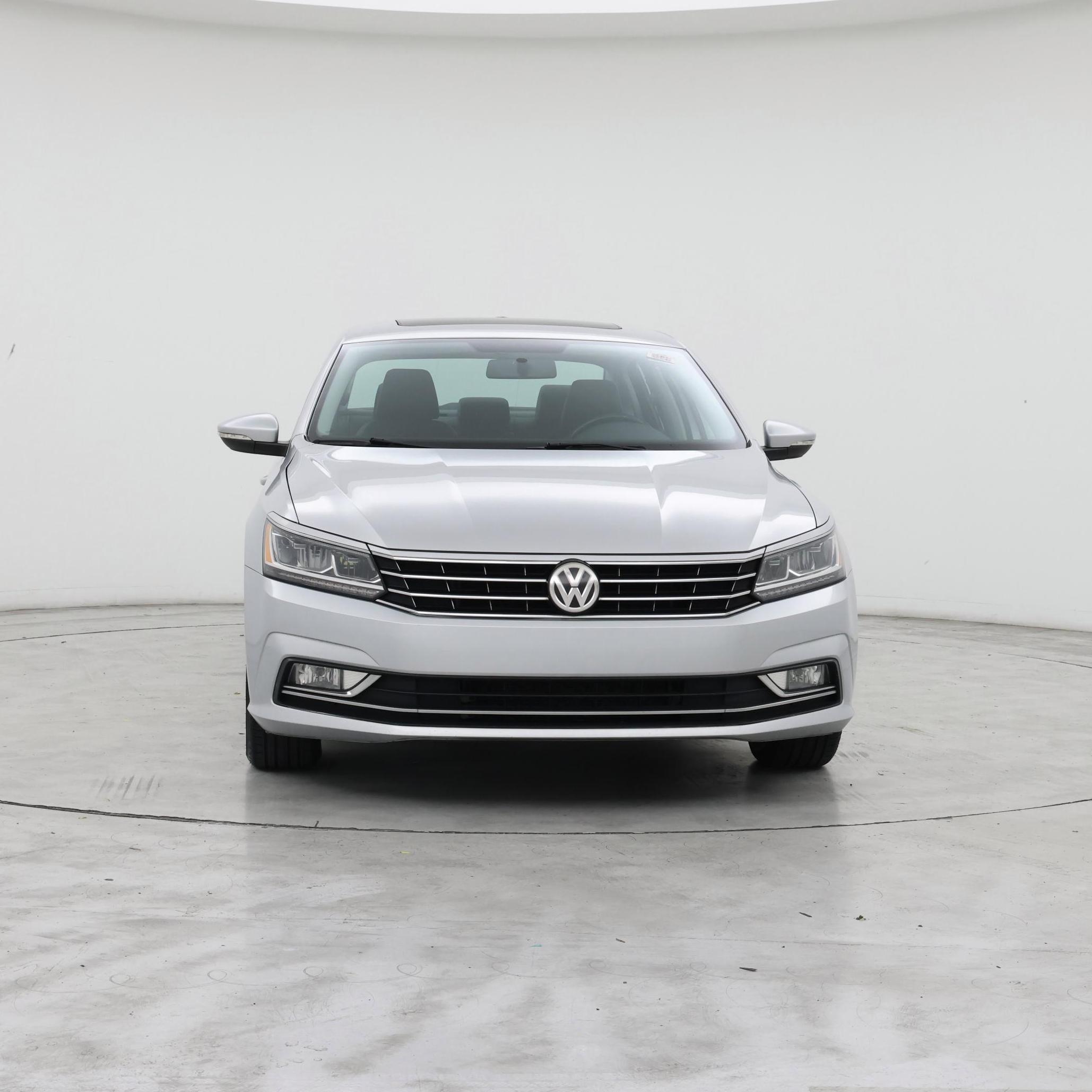 Thumbnail: 2016 Volkswagen Passat - 5