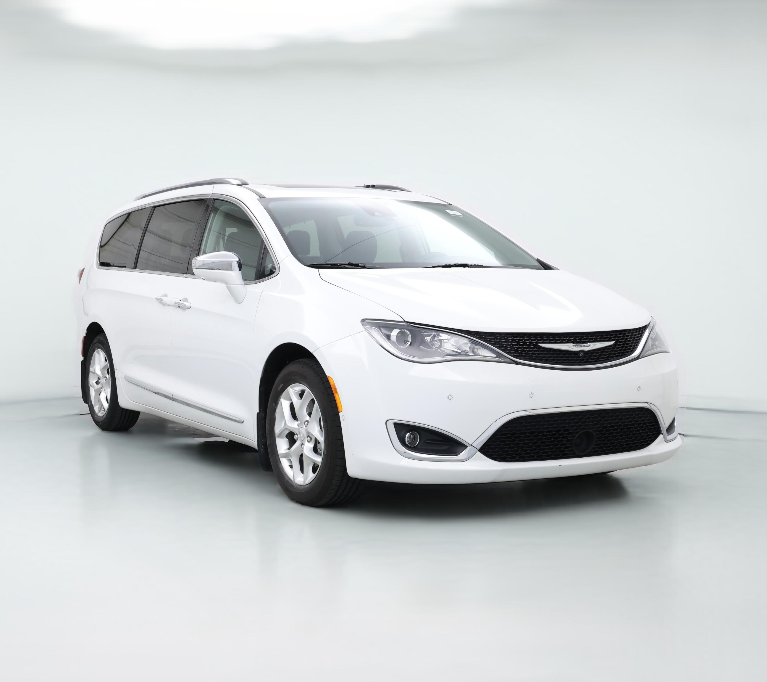 Thumbnail: 2017 Chrysler Pacifica - 1