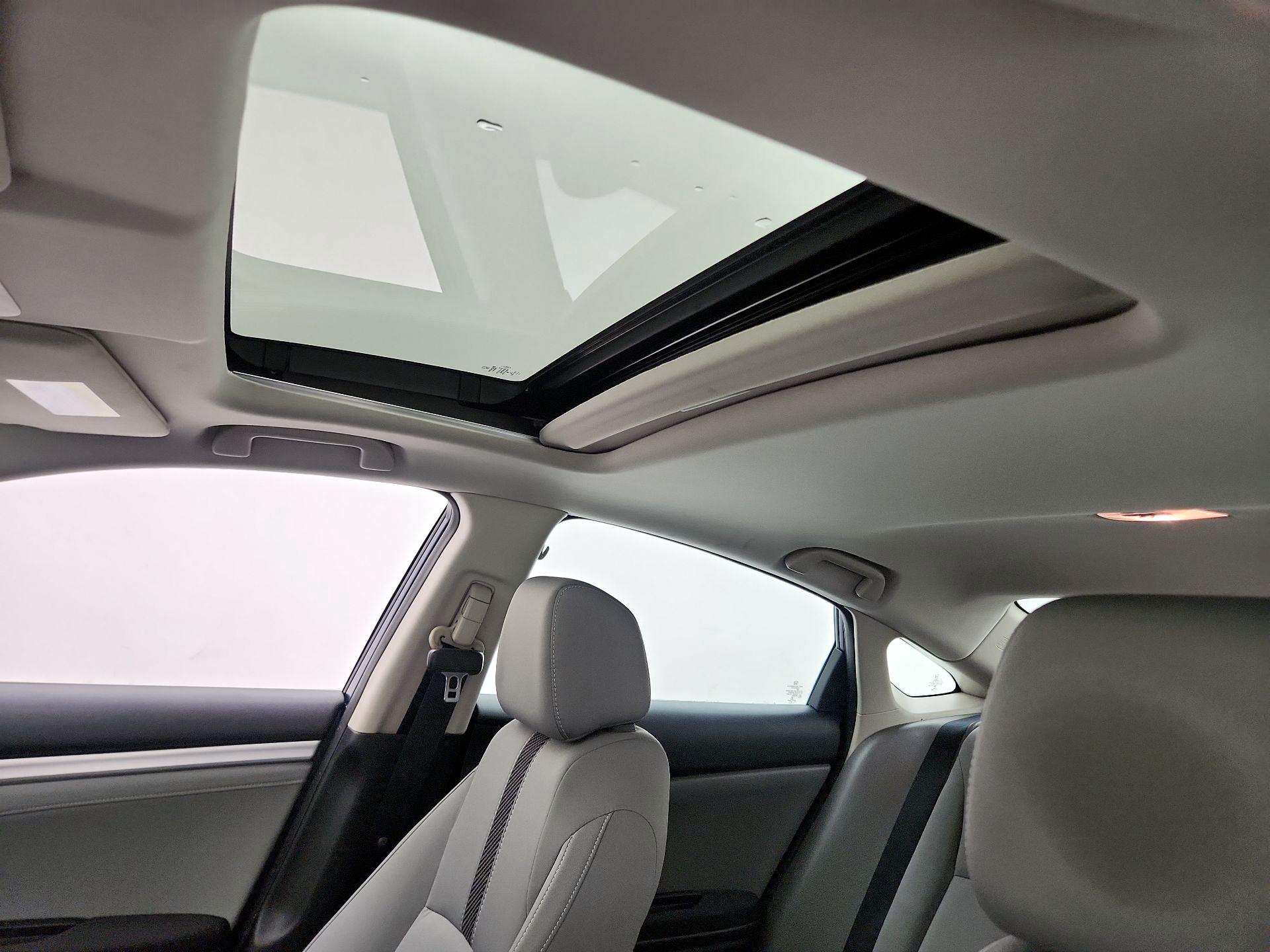 Thumbnail: 2016 Honda Civic - 19