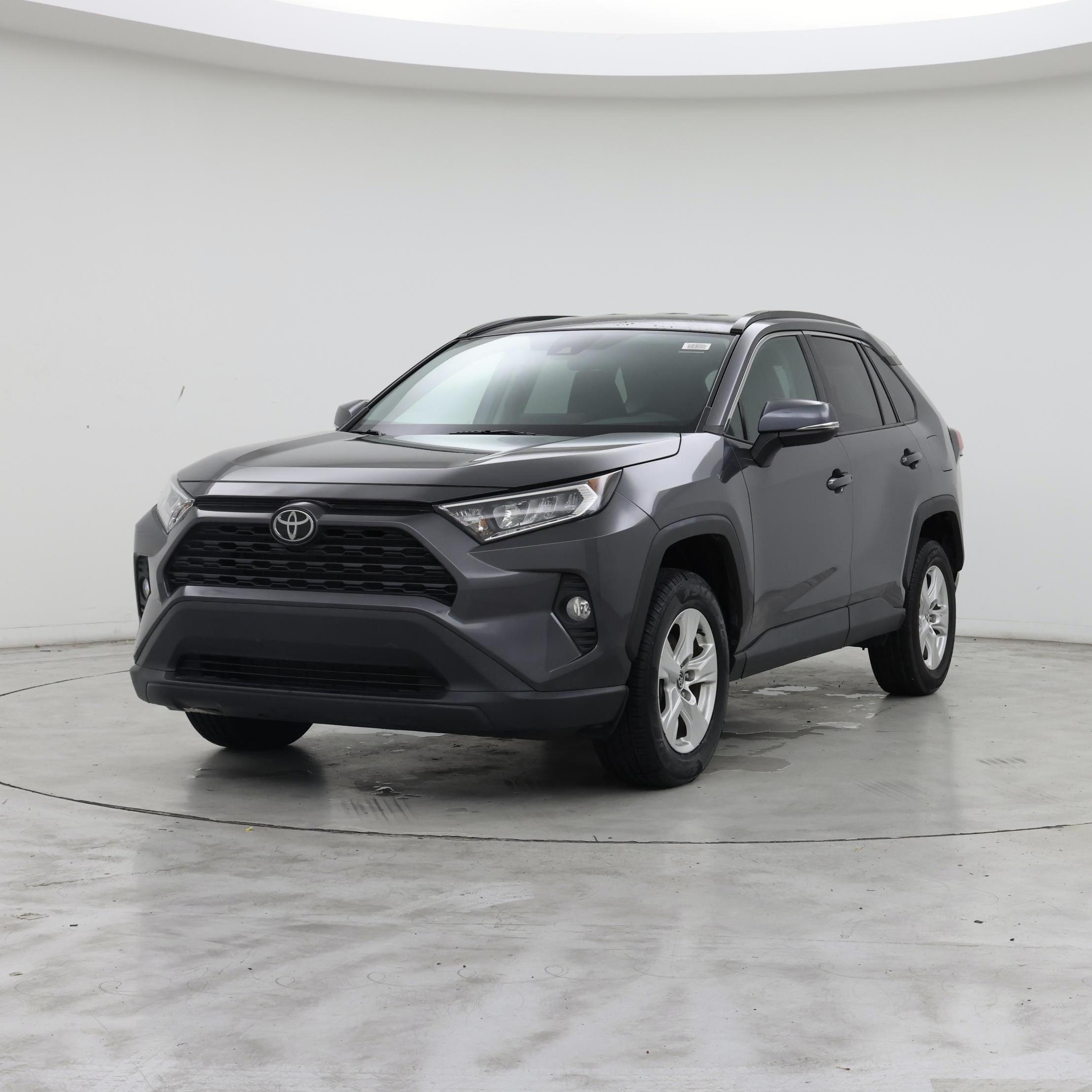 Thumbnail: 2021 Toyota RAV4 - 4