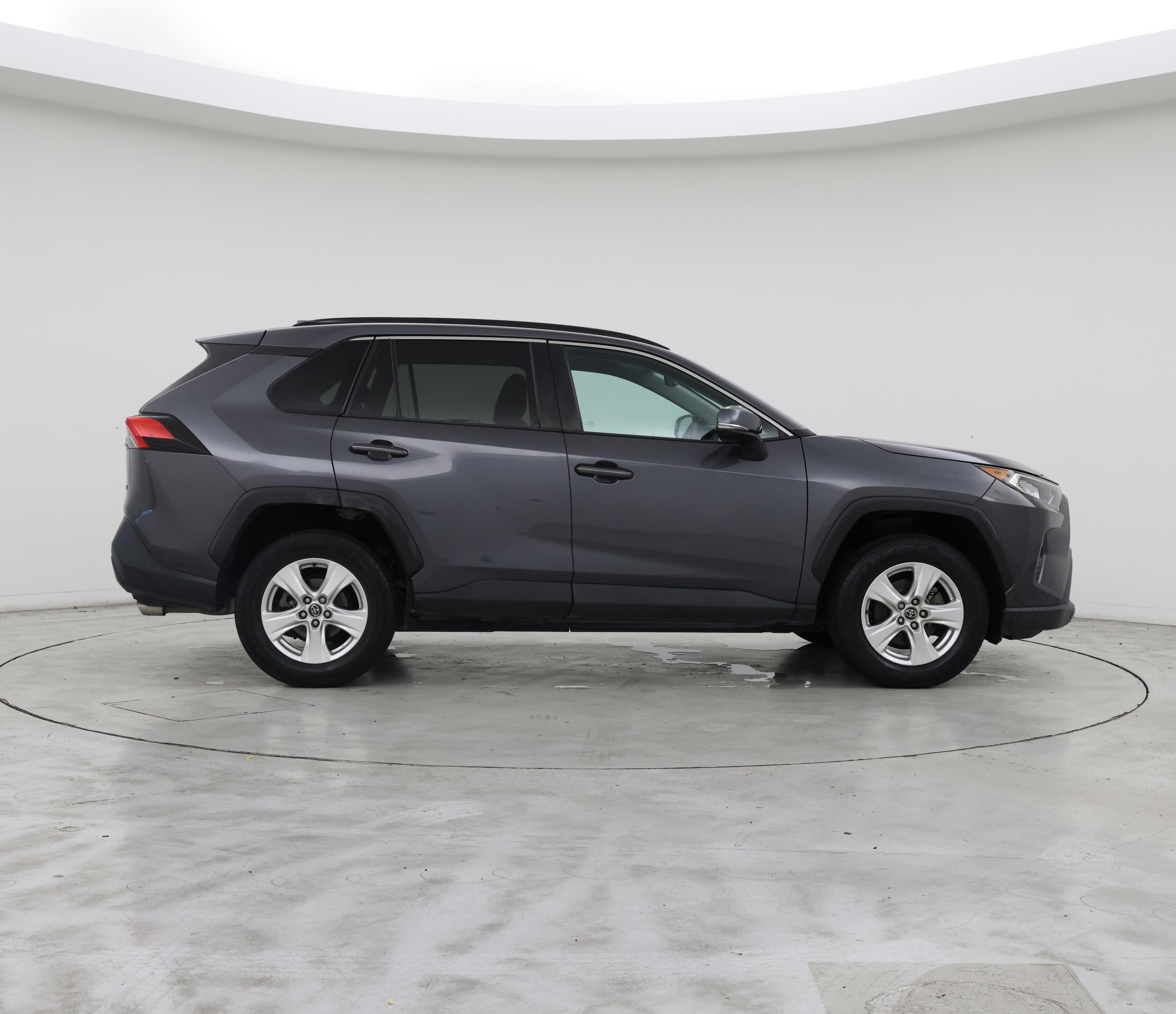 Thumbnail: 2021 Toyota RAV4 - 7