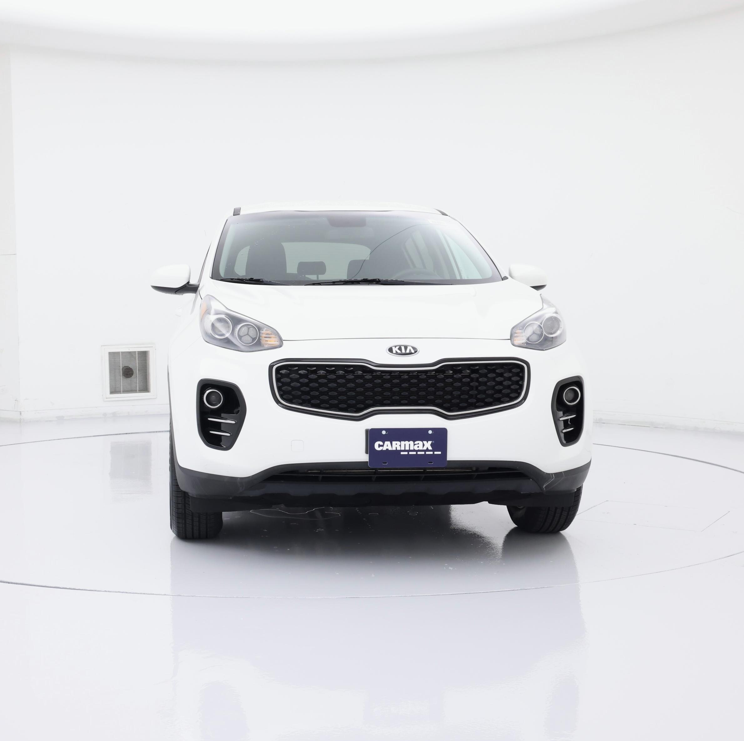 Thumbnail: 2017 Kia Sportage - 5