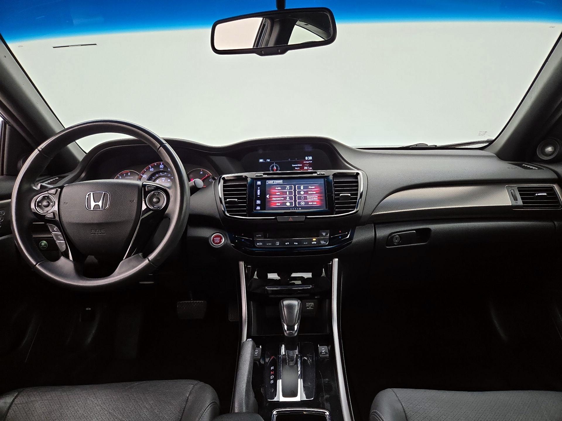Thumbnail: 2016 Honda Accord - 9