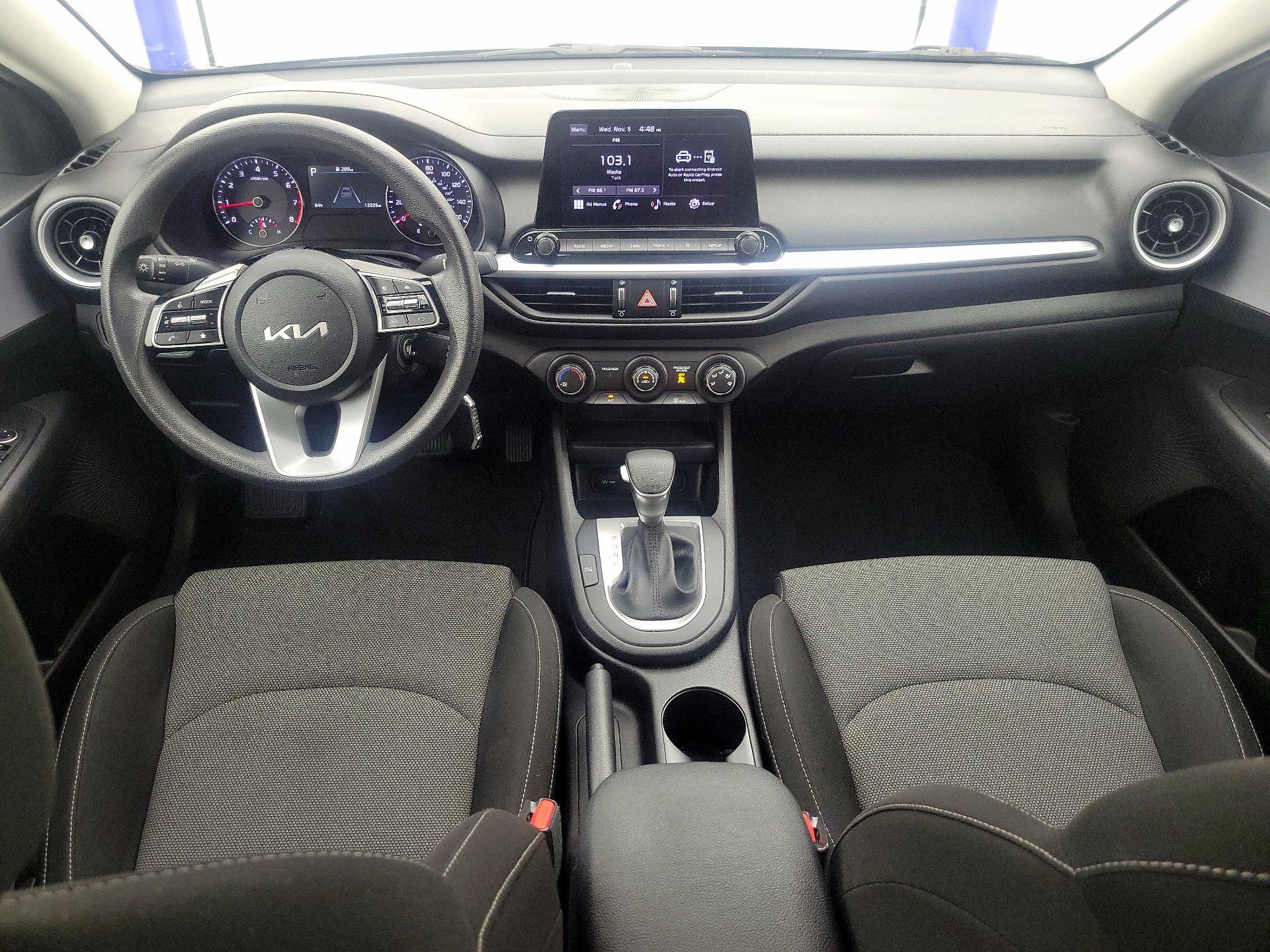 Thumbnail: 2024 Kia Forte - 9