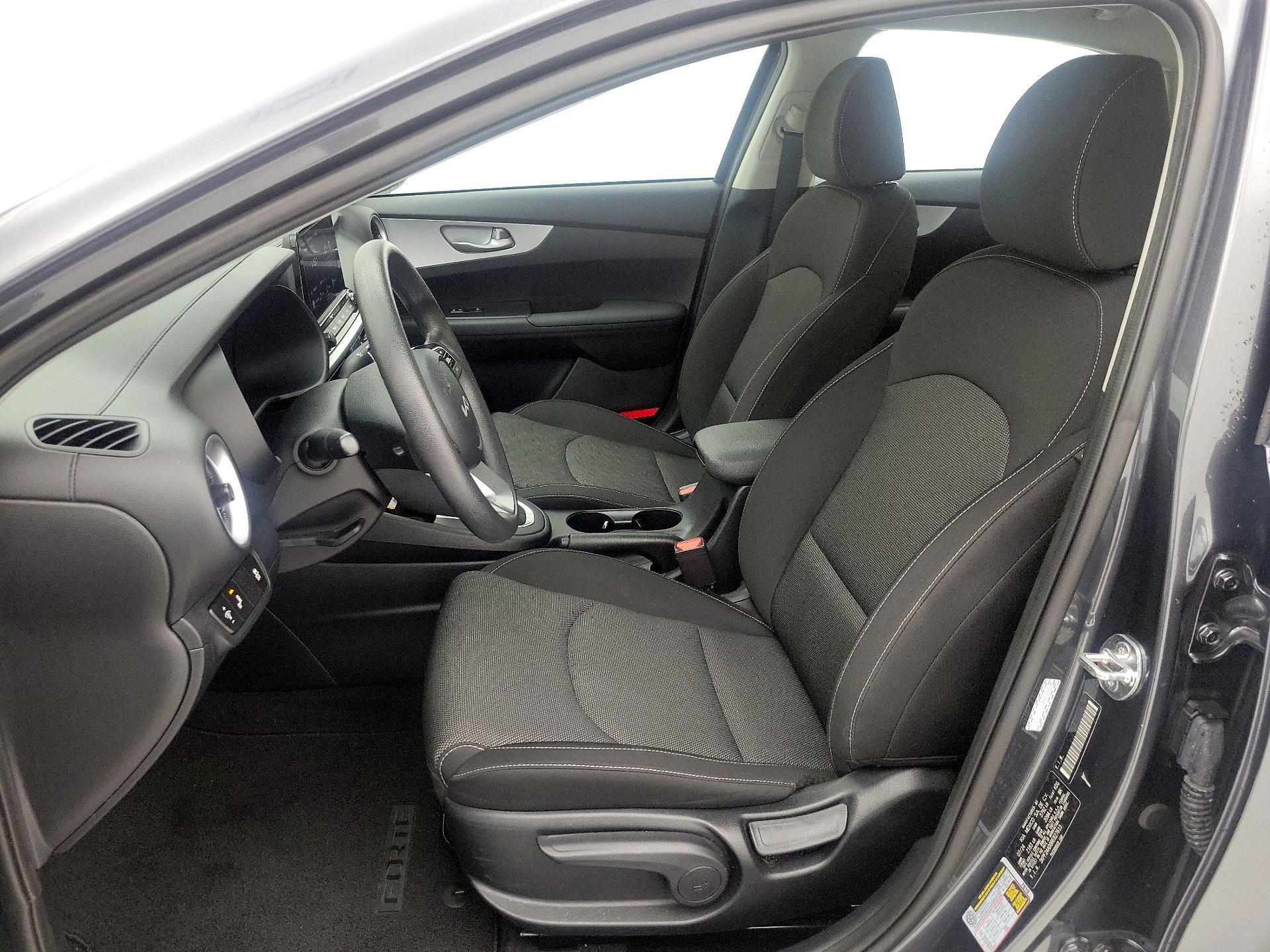 Thumbnail: 2024 Kia Forte - 11