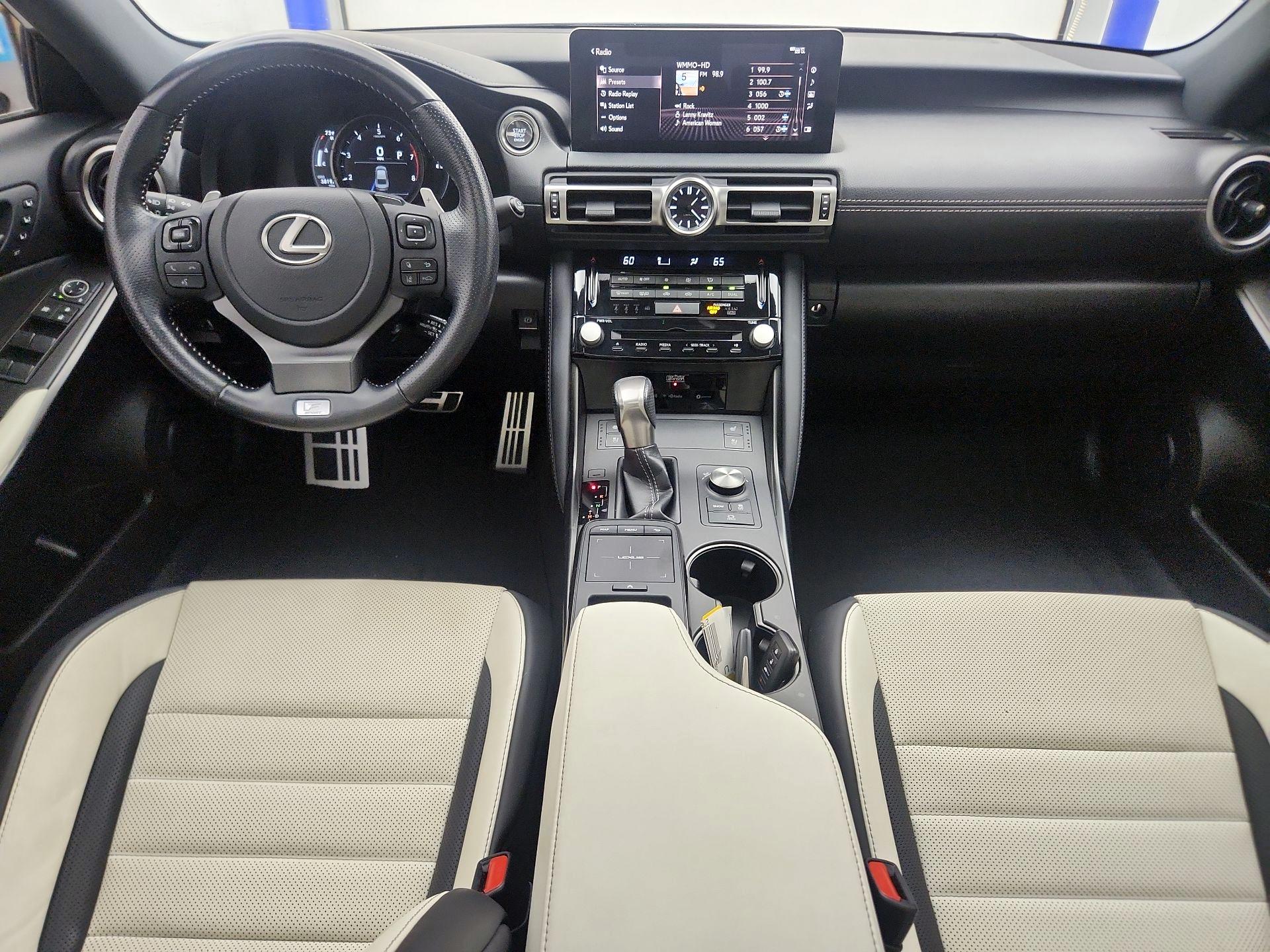 Thumbnail: 2022 Lexus IS - 9