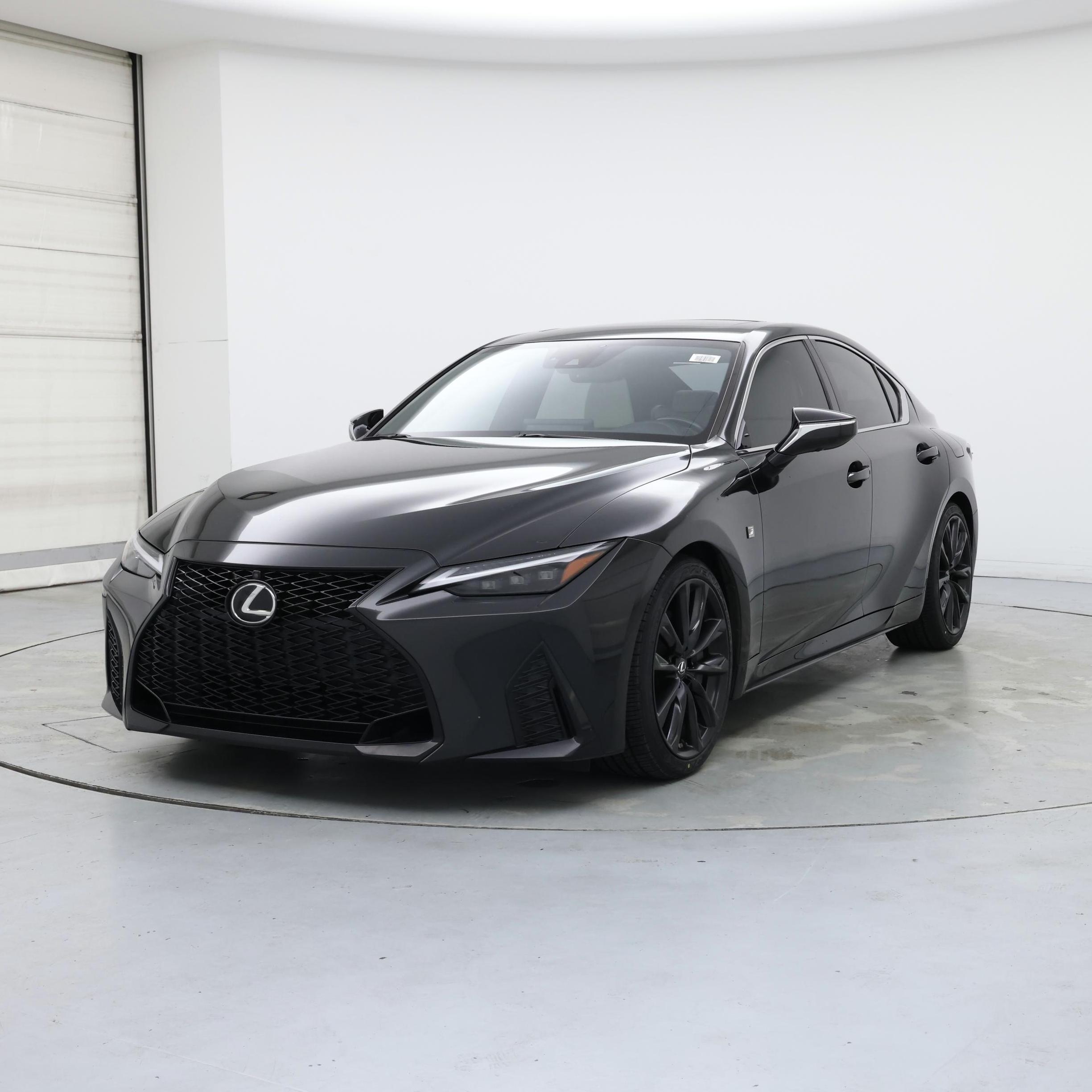 Thumbnail: 2022 Lexus IS - 4