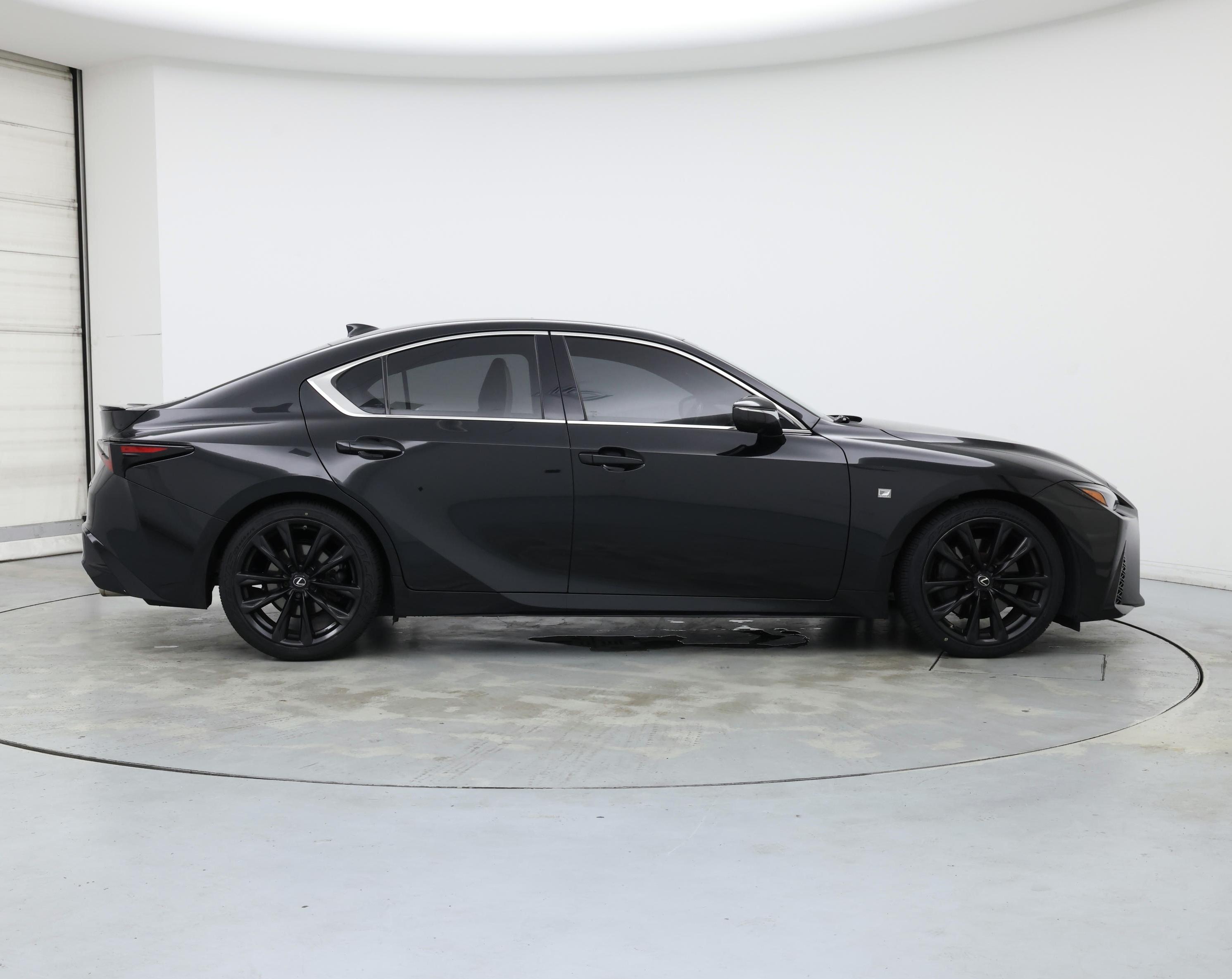 Thumbnail: 2022 Lexus IS - 7