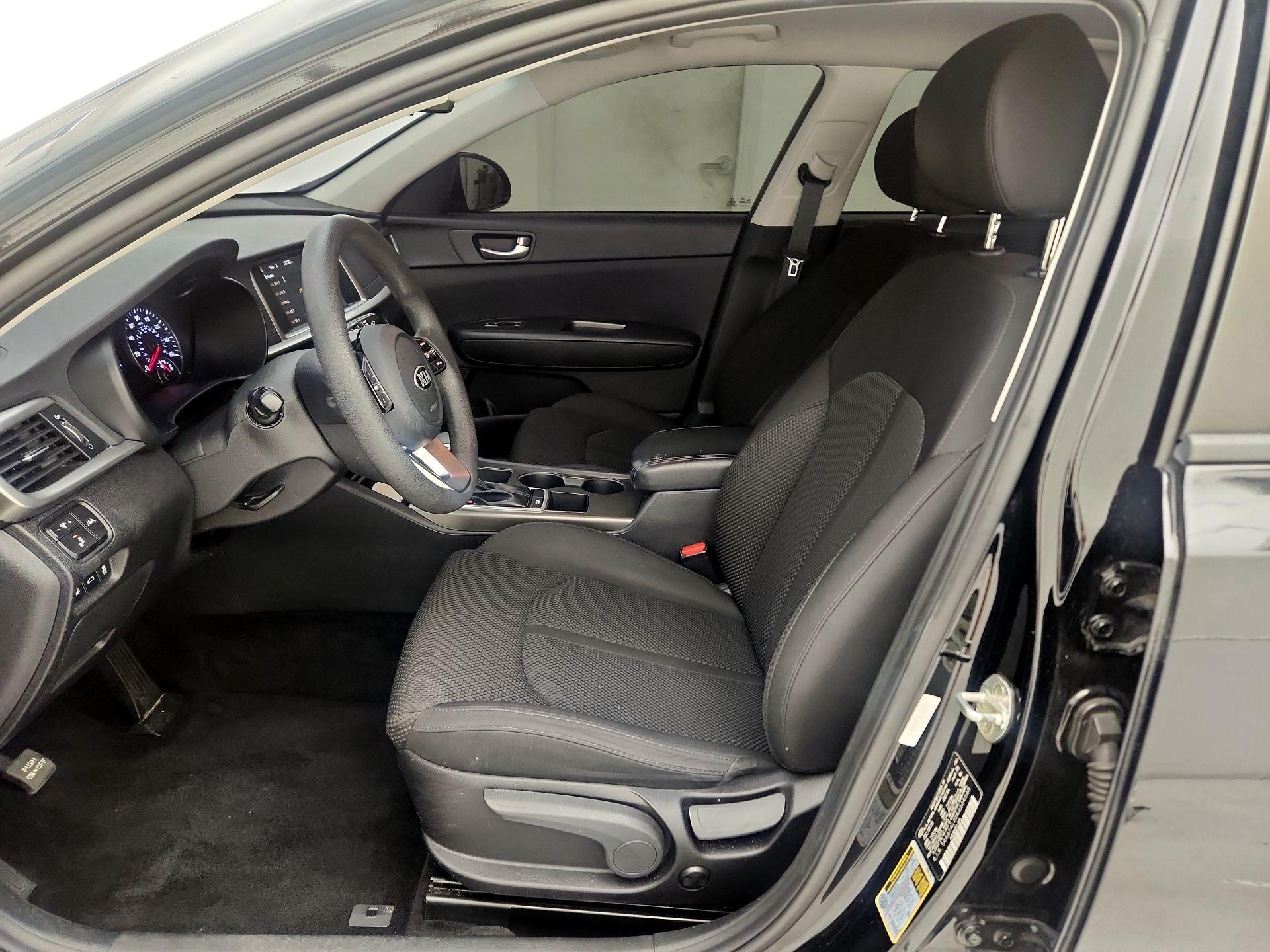 Thumbnail: 2019 Kia Optima - 11