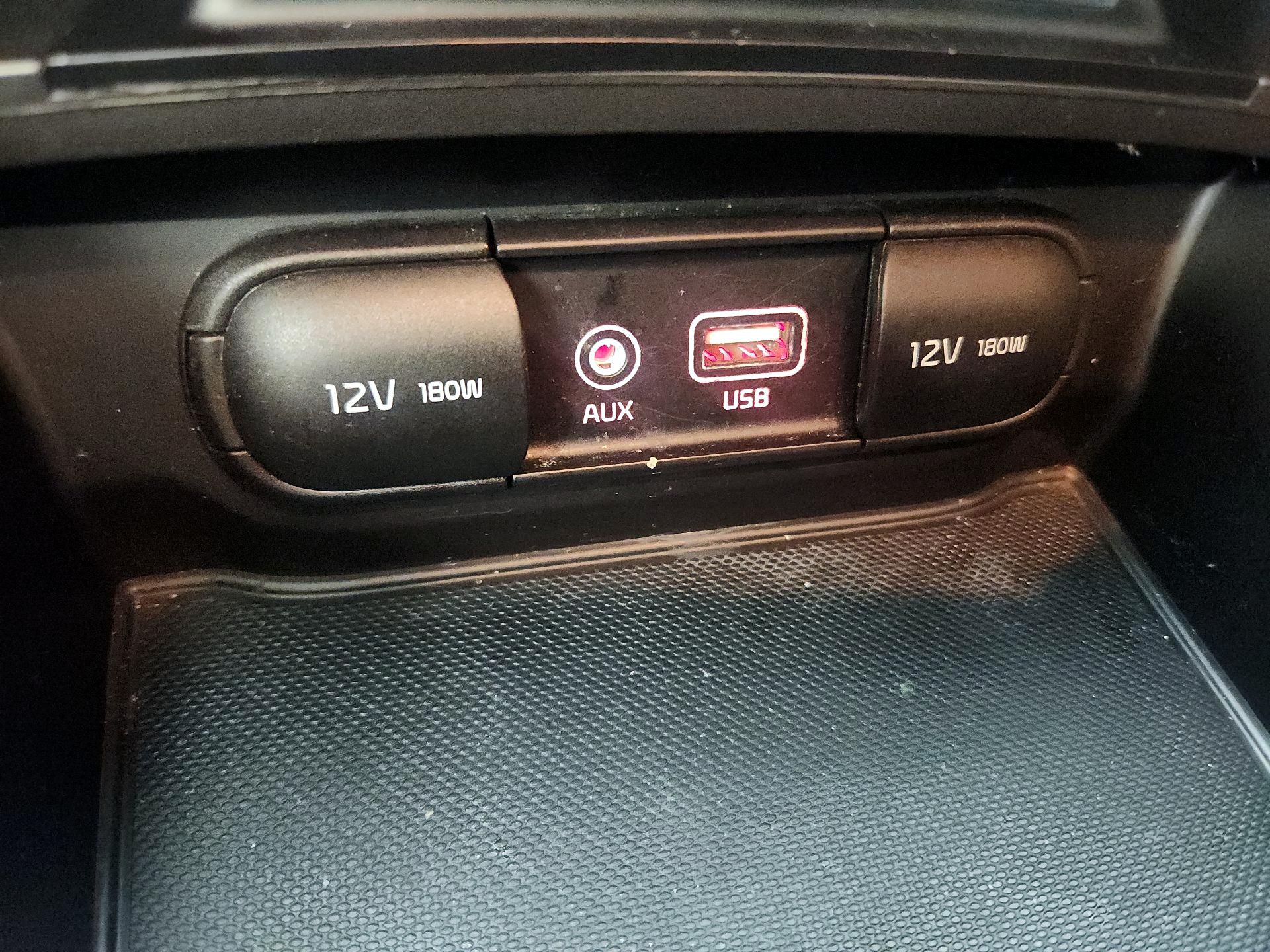 Thumbnail: 2019 Kia Optima - 18