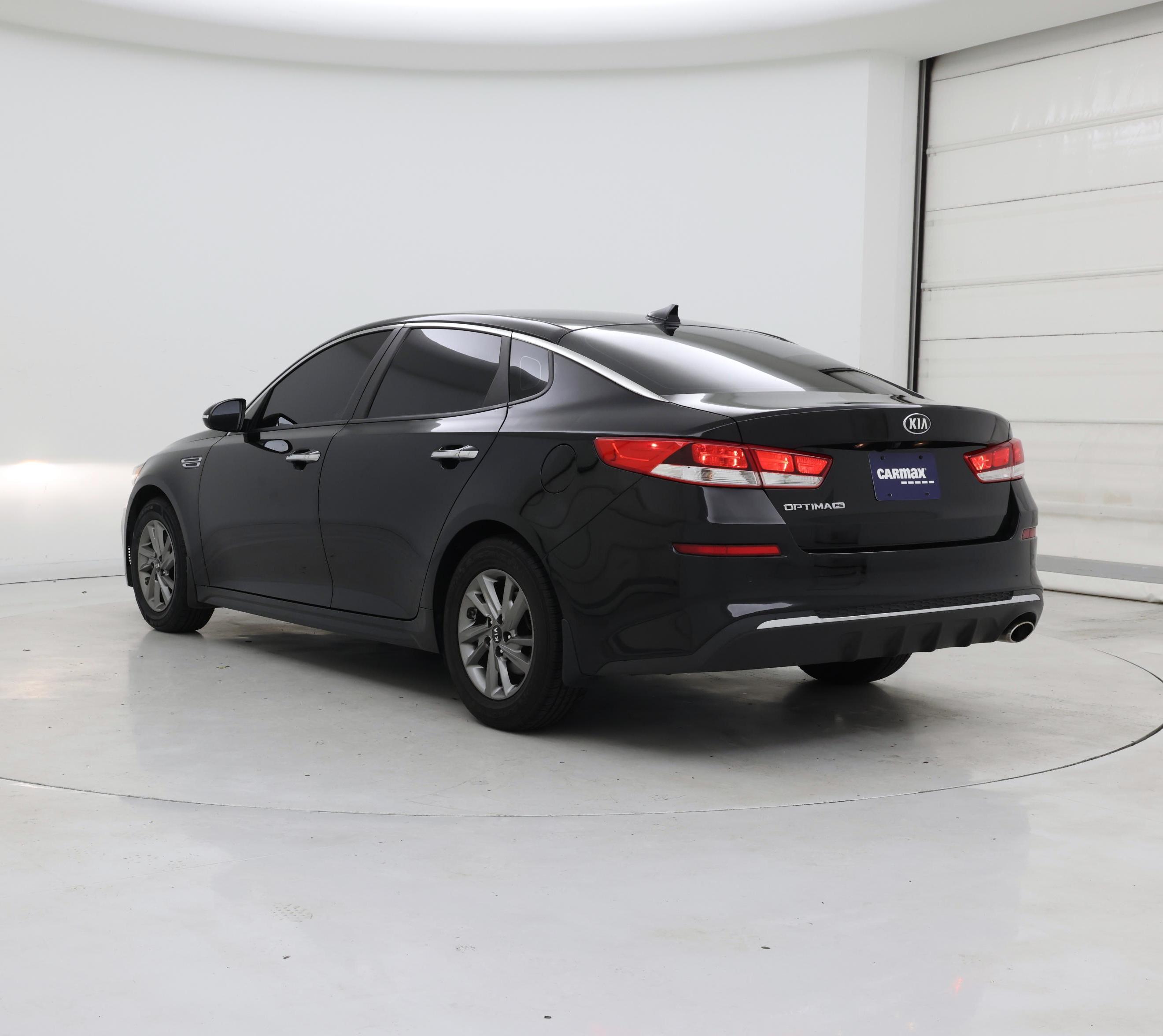 Thumbnail: 2019 Kia Optima - 2