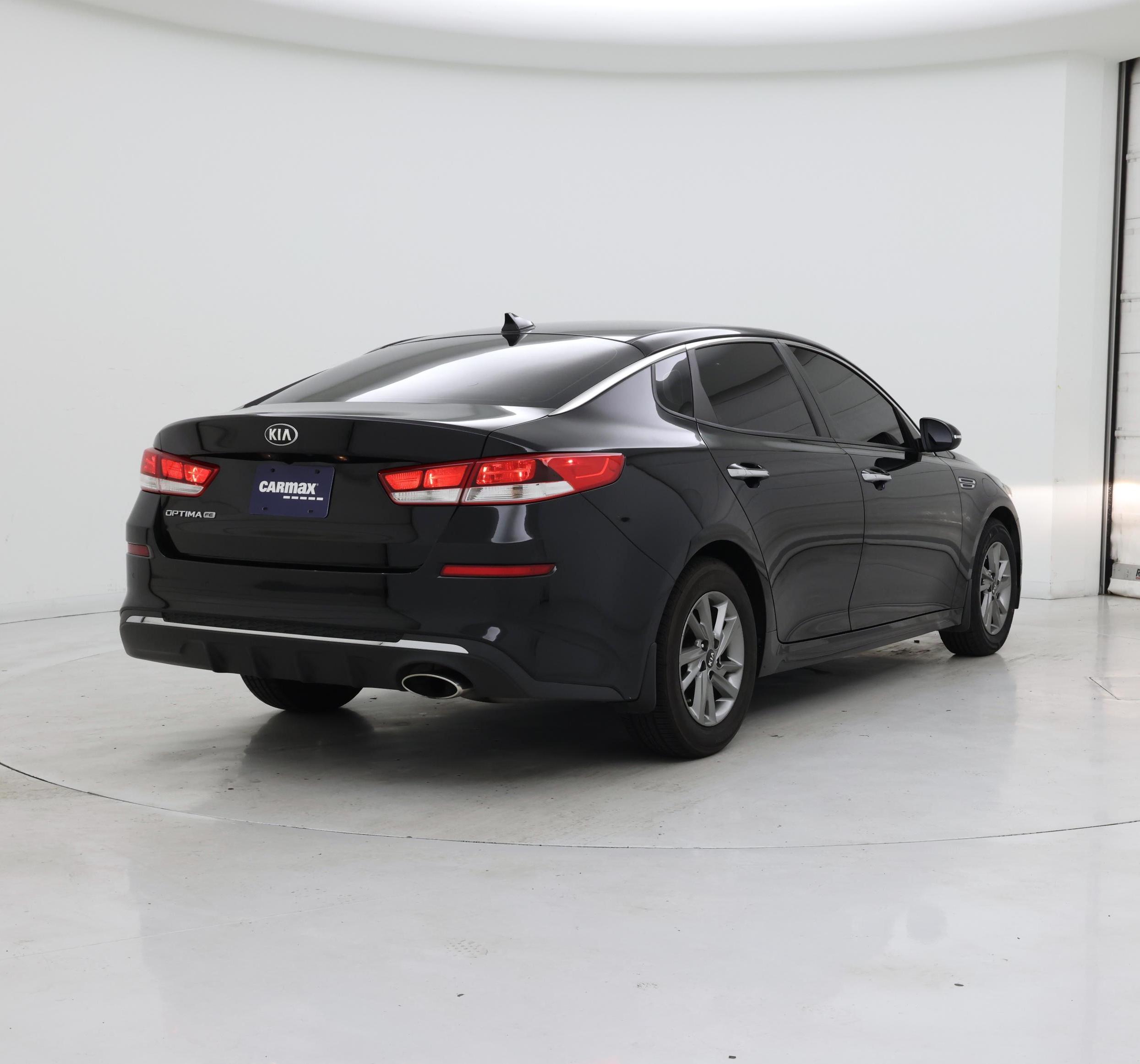 Thumbnail: 2019 Kia Optima - 8