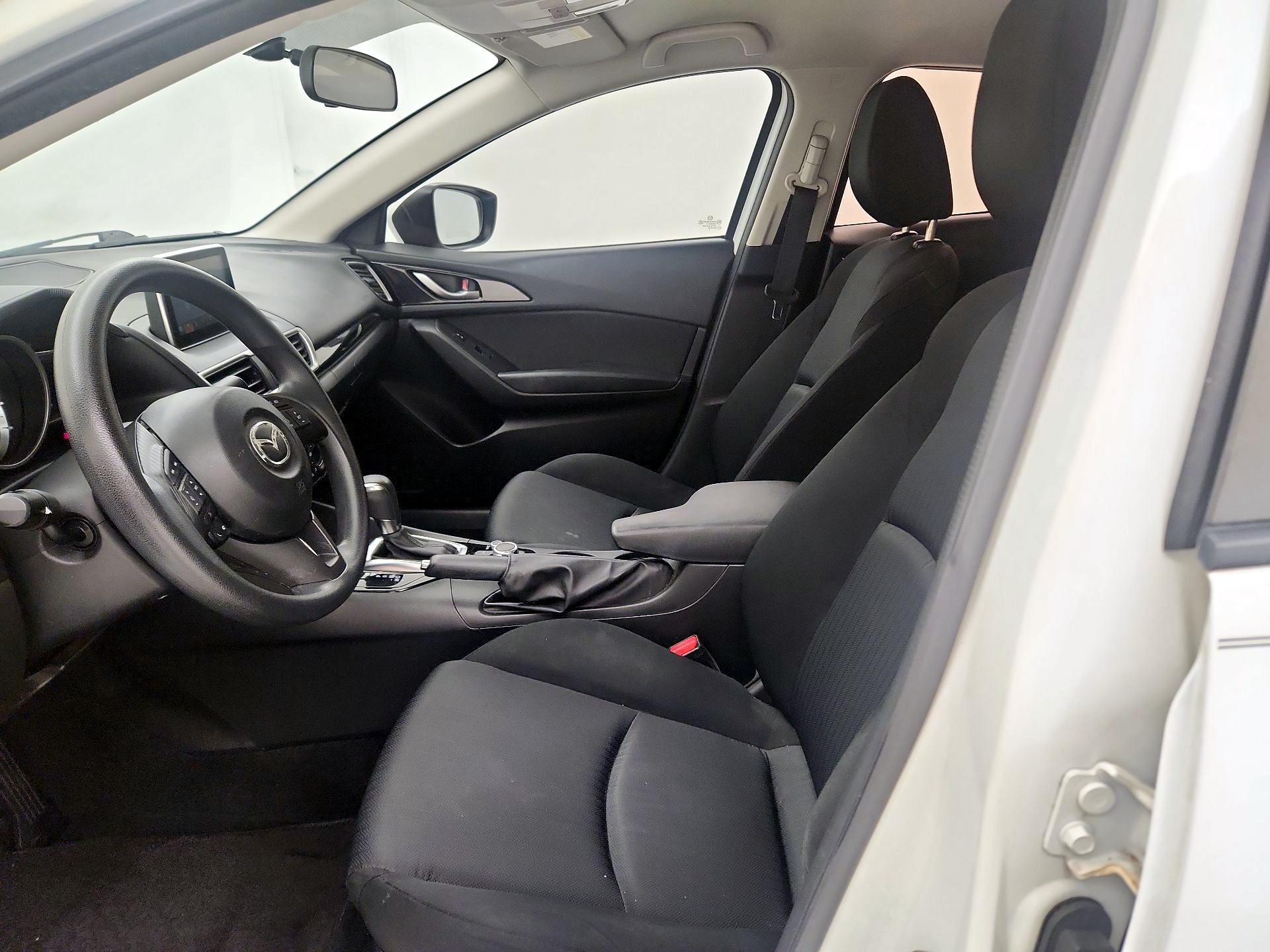 Thumbnail: 2016 Mazda Mazda3 - 11