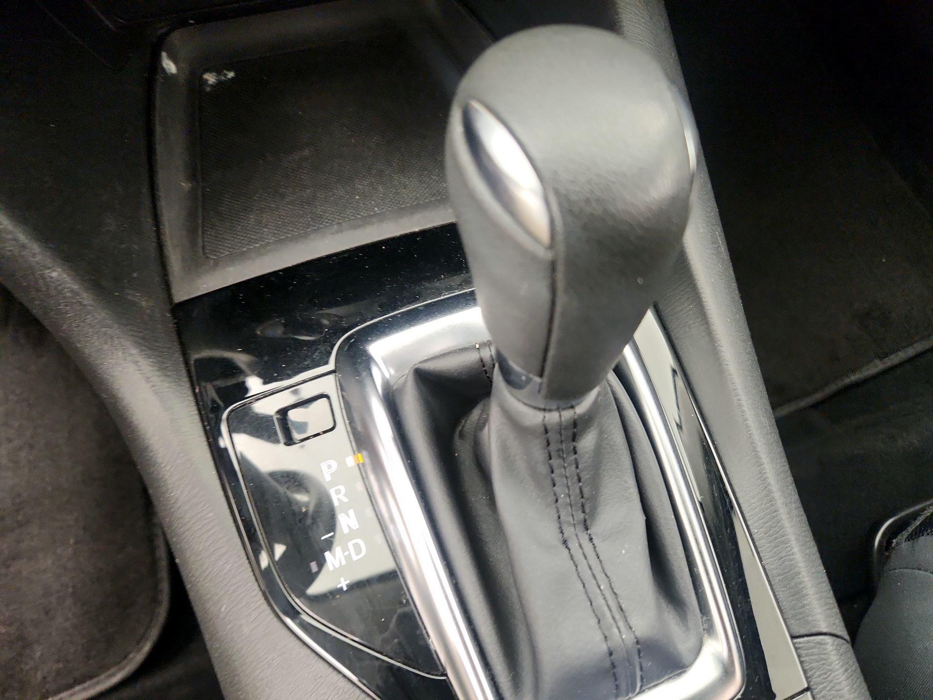 Thumbnail: 2016 Mazda Mazda3 - 18