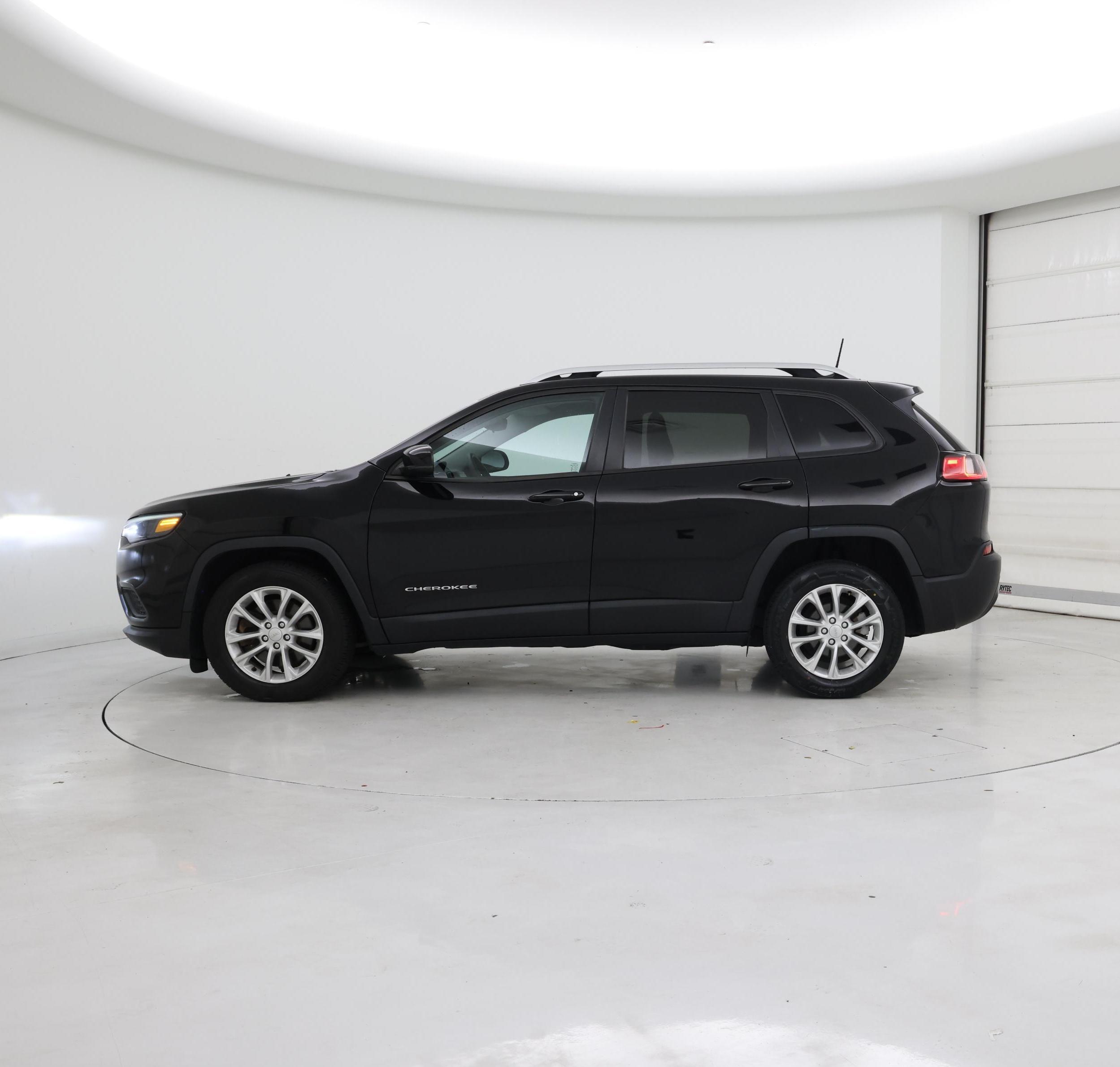 Thumbnail: 2021 Jeep Cherokee - 3