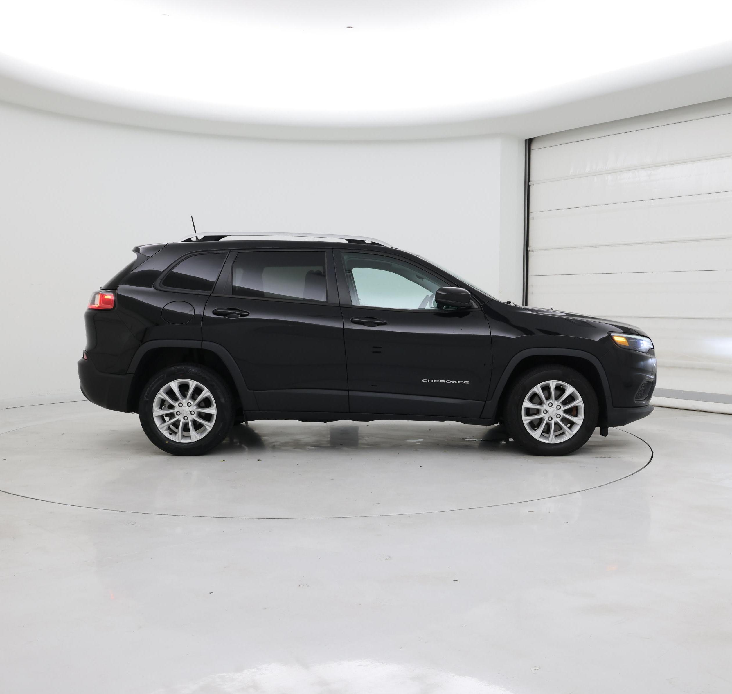 Thumbnail: 2021 Jeep Cherokee - 7
