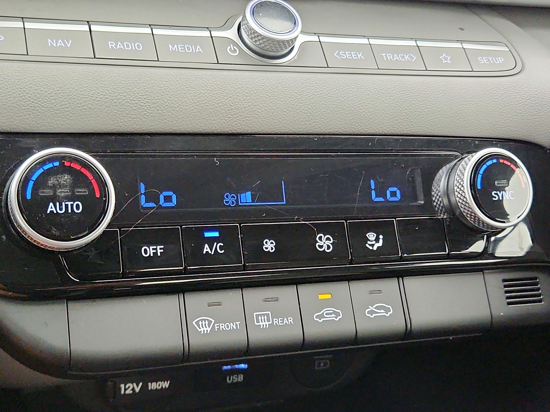 Thumbnail: 2024 Hyundai Elantra - 17