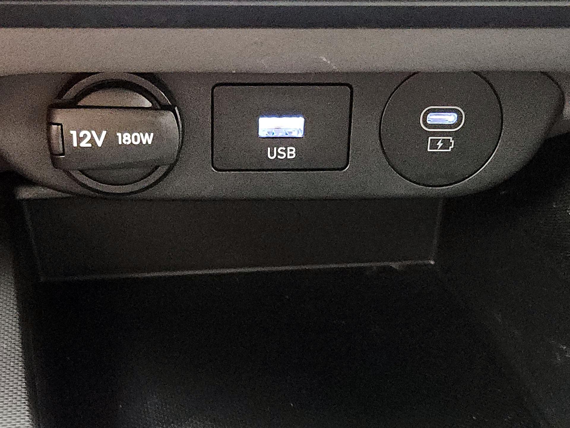 Thumbnail: 2024 Hyundai Elantra - 19