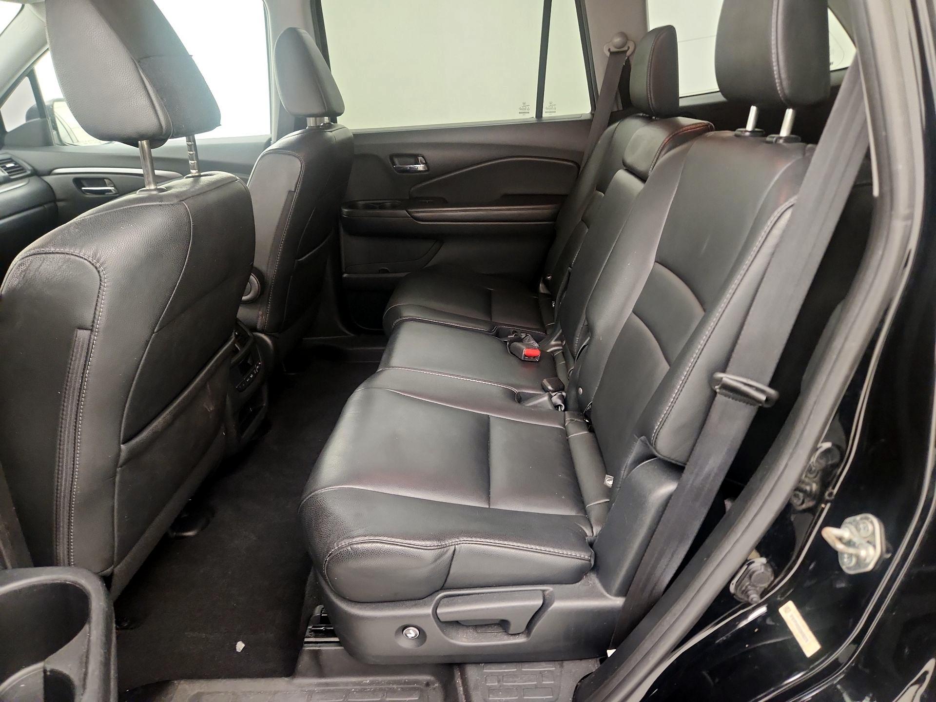 Thumbnail: 2016 Honda Pilot - 20