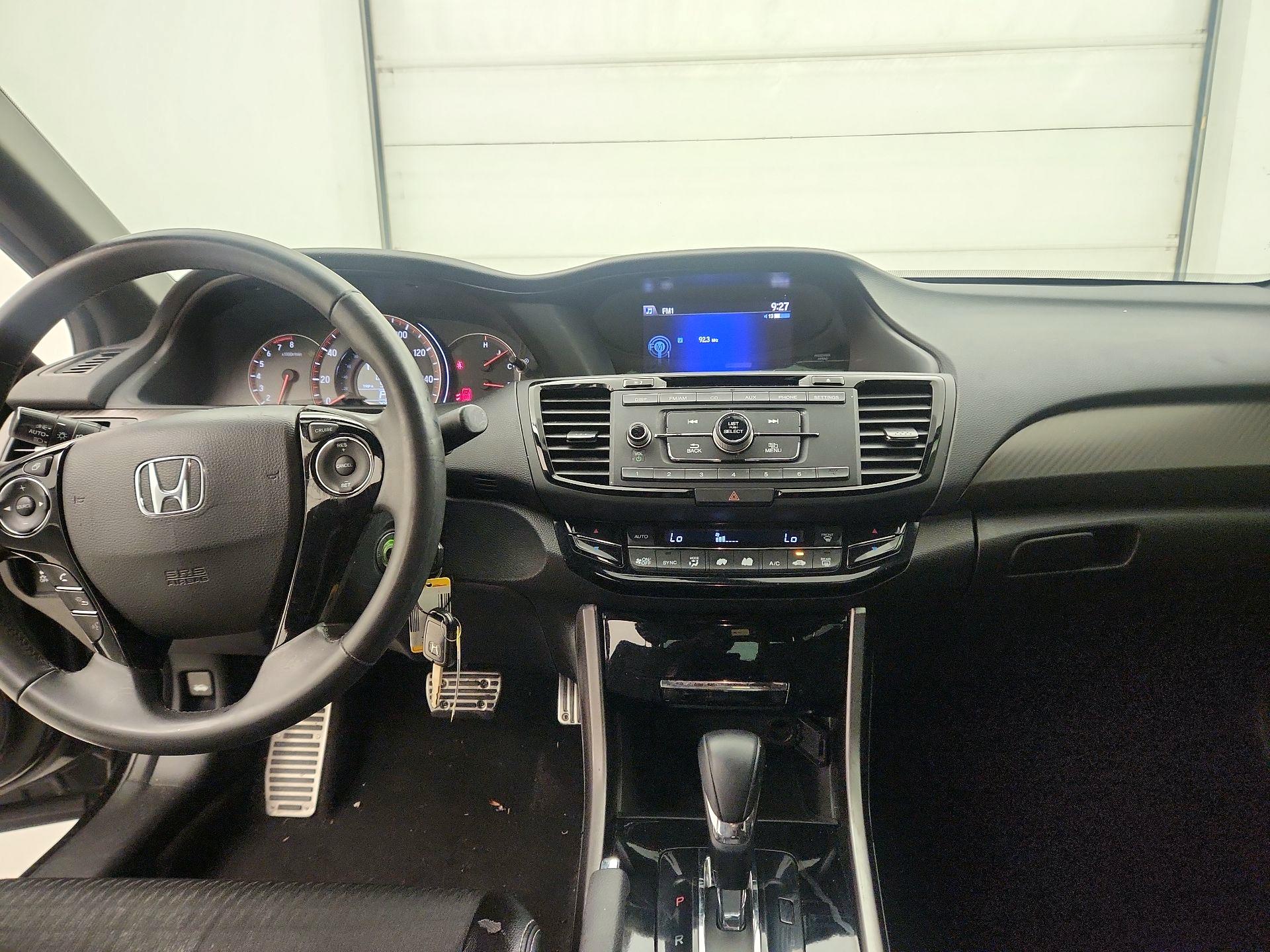 Thumbnail: 2017 Honda Accord - 9