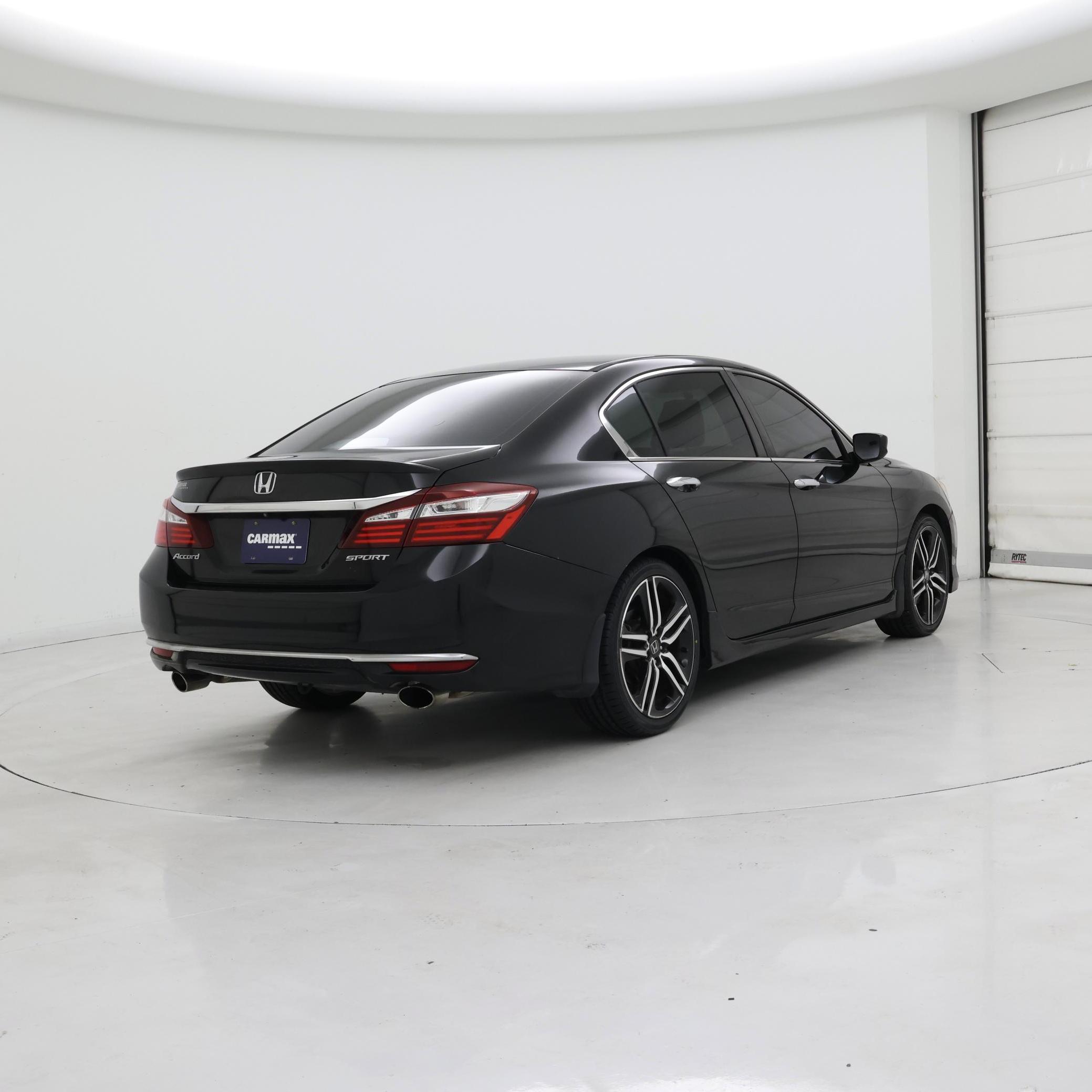 Thumbnail: 2017 Honda Accord - 8