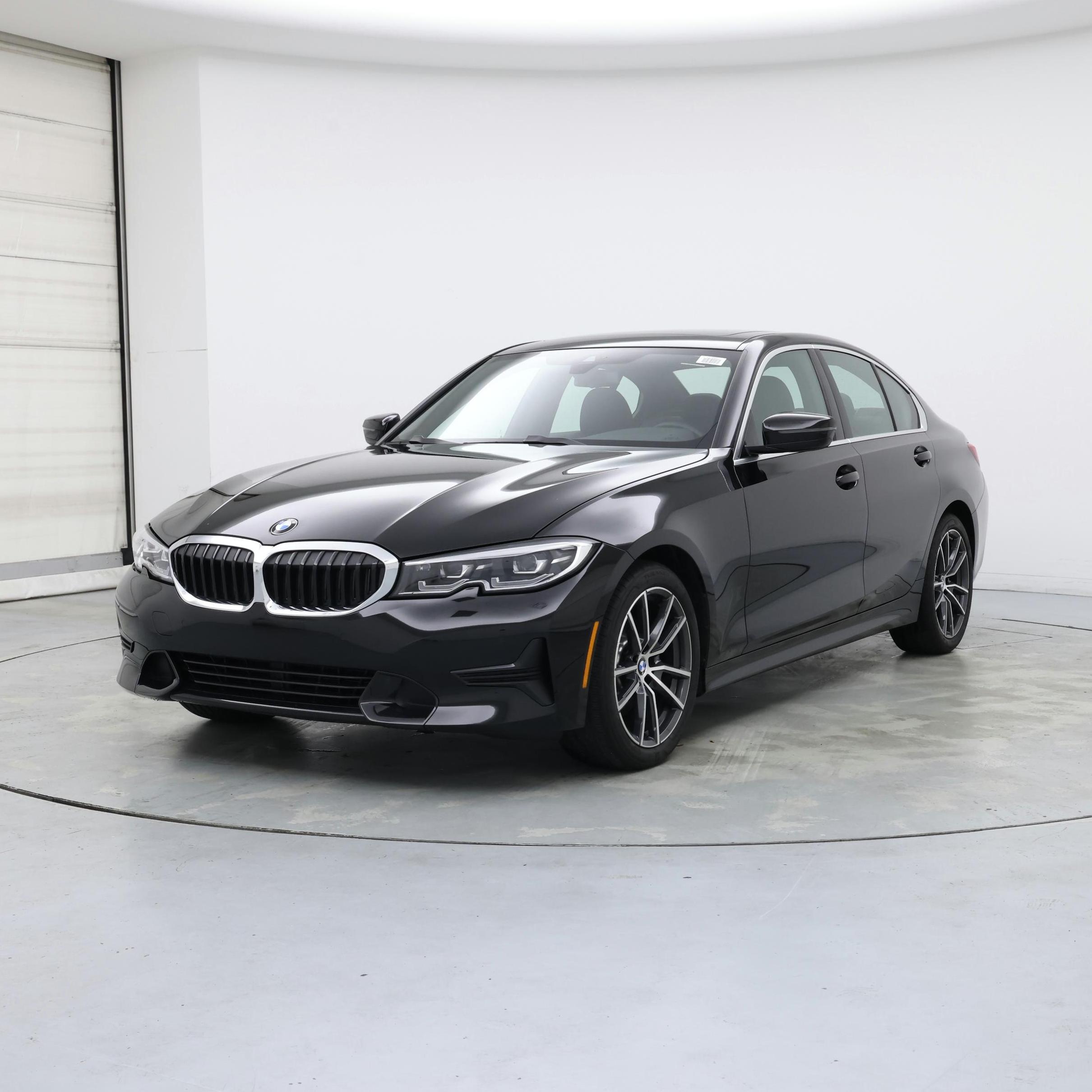 Thumbnail: 2021 BMW 3 Series - 4