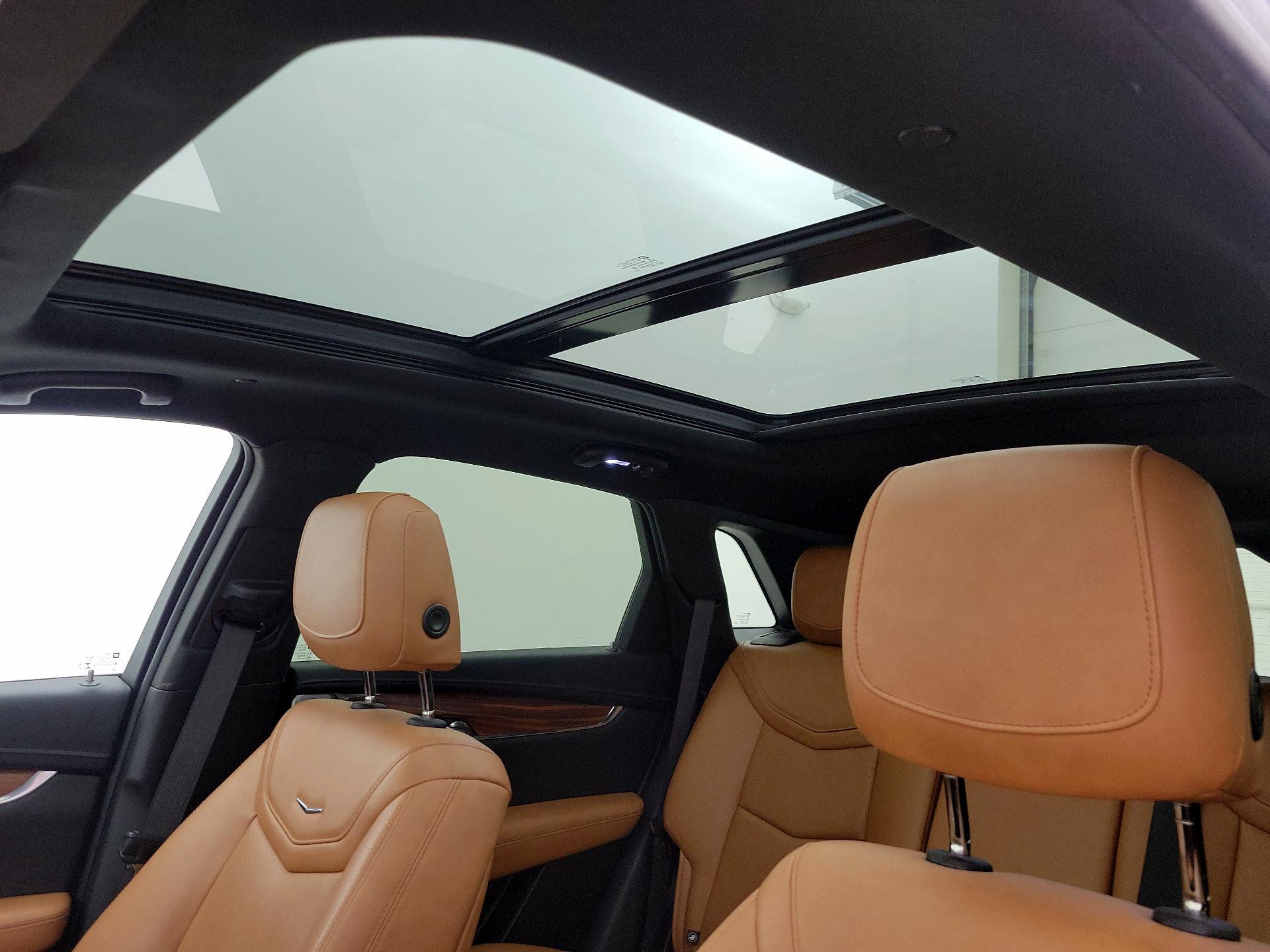 Thumbnail: 2020 Cadillac XT5 - 18
