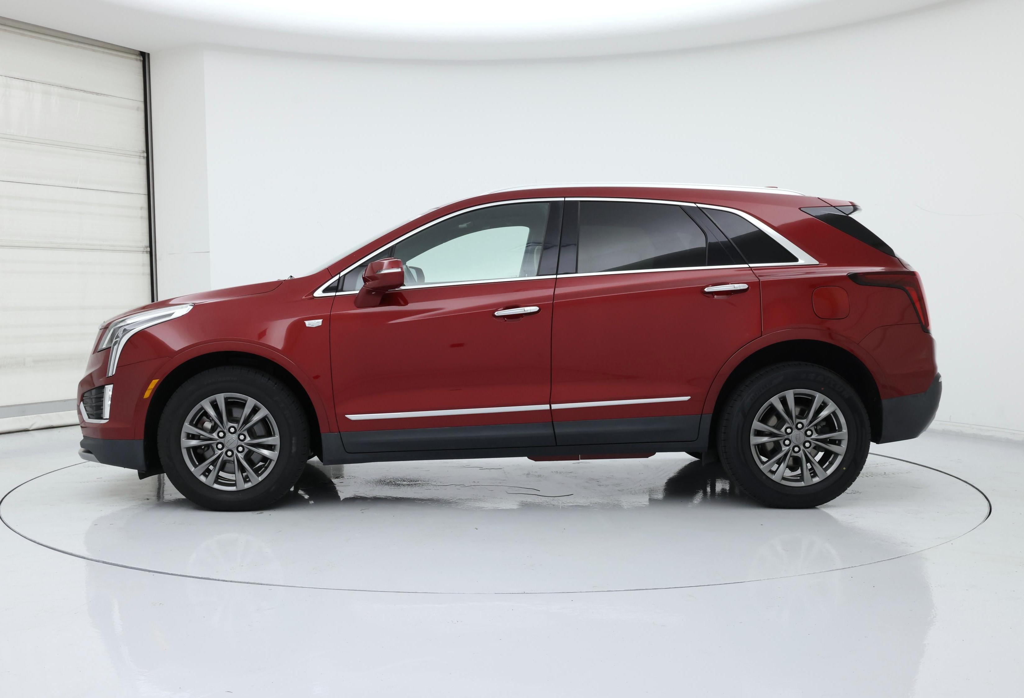 Thumbnail: 2020 Cadillac XT5 - 3