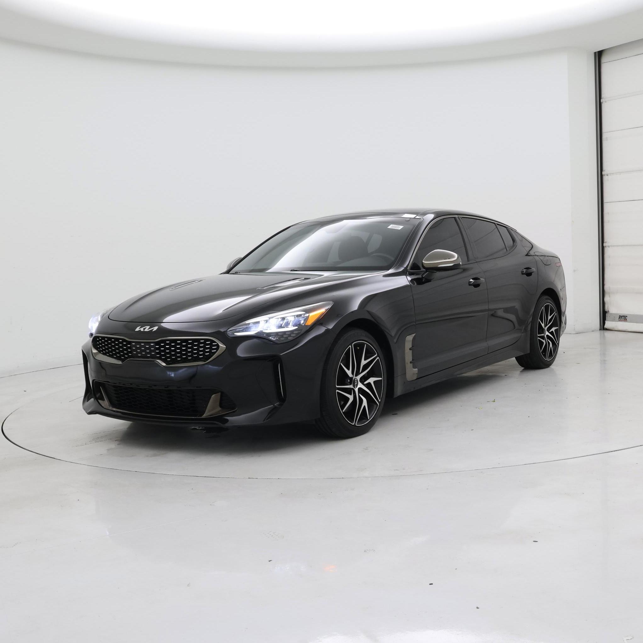 Thumbnail: 2022 Kia Stinger - 4