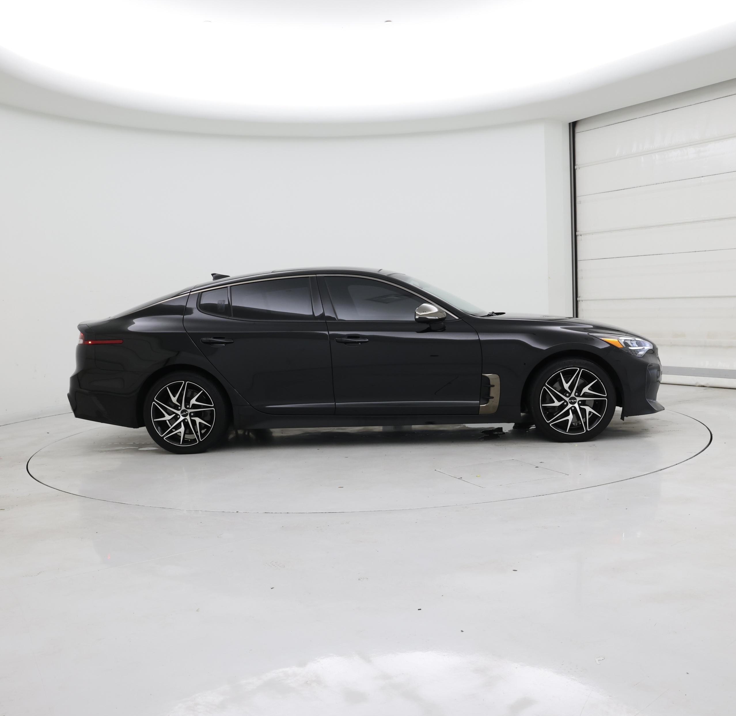 Thumbnail: 2022 Kia Stinger - 7