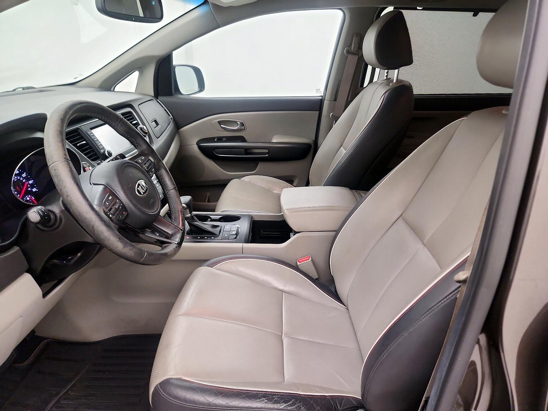 Thumbnail: 2017 Kia Sedona - 11