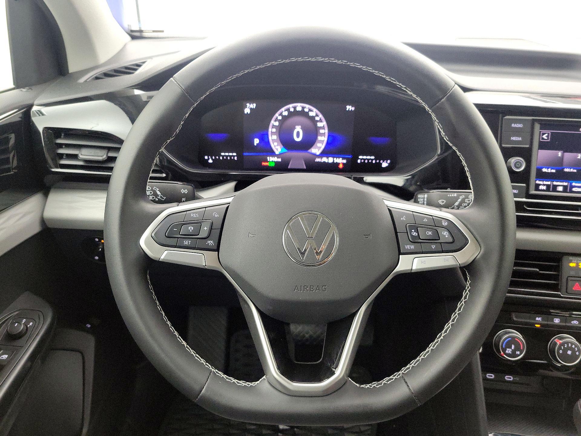 Thumbnail: 2024 Volkswagen Taos - 10