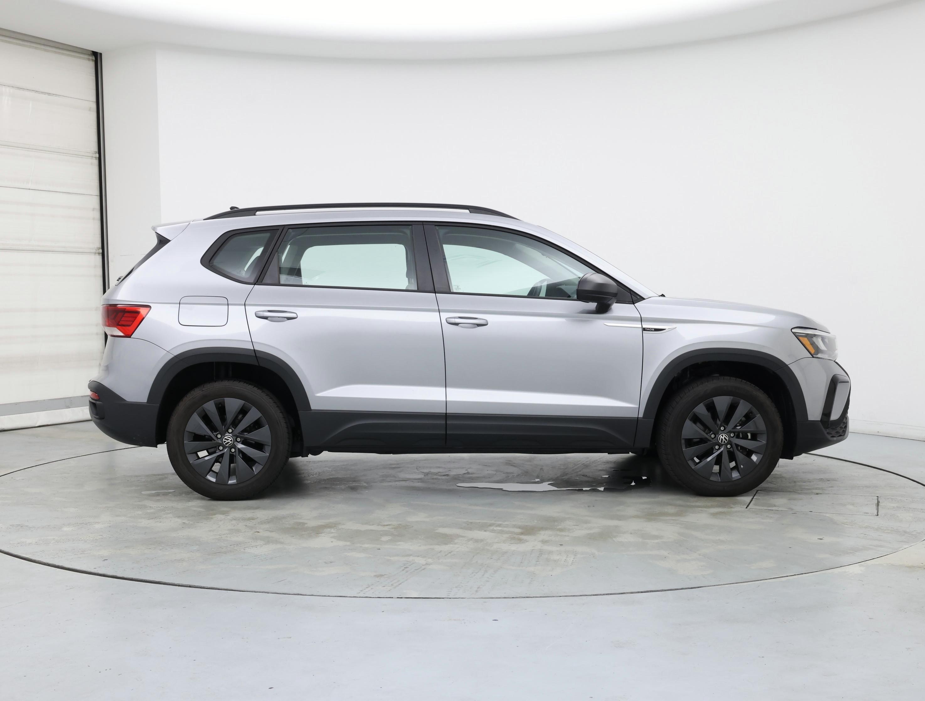 Thumbnail: 2024 Volkswagen Taos - 7