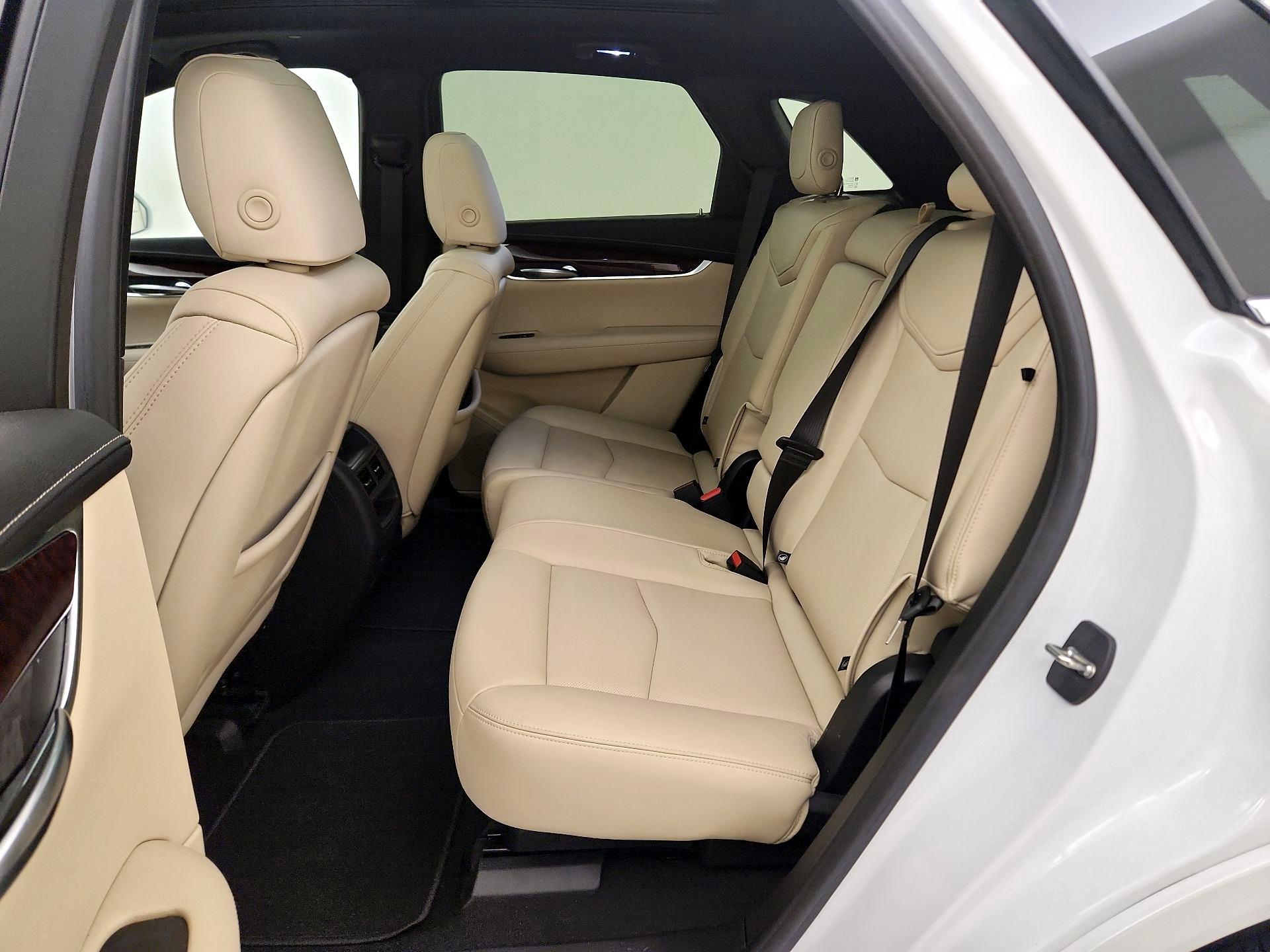 Thumbnail: 2019 Cadillac XT5 - 20