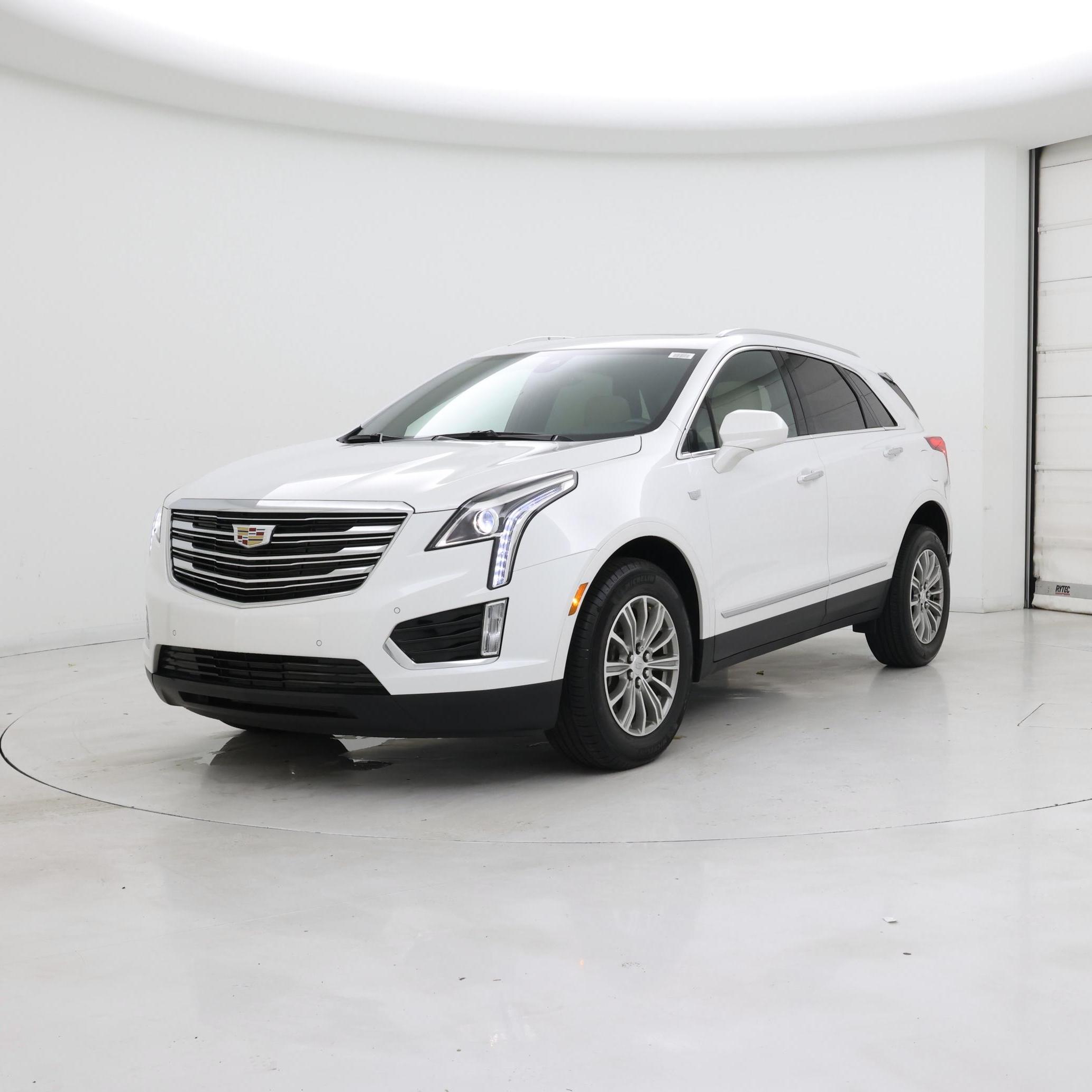 Thumbnail: 2019 Cadillac XT5 - 4